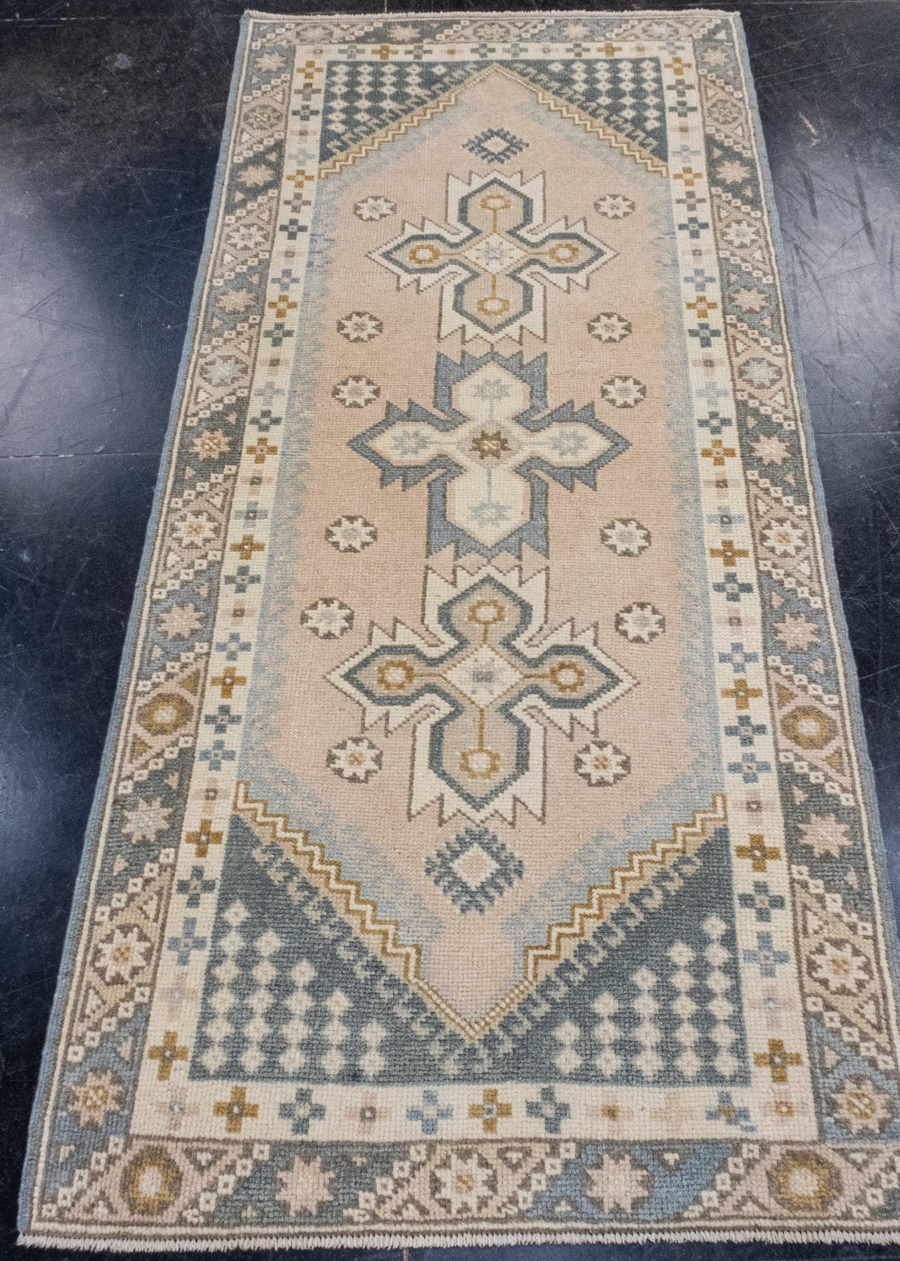 Turkish Vintage Anatolian Rug 2'7
