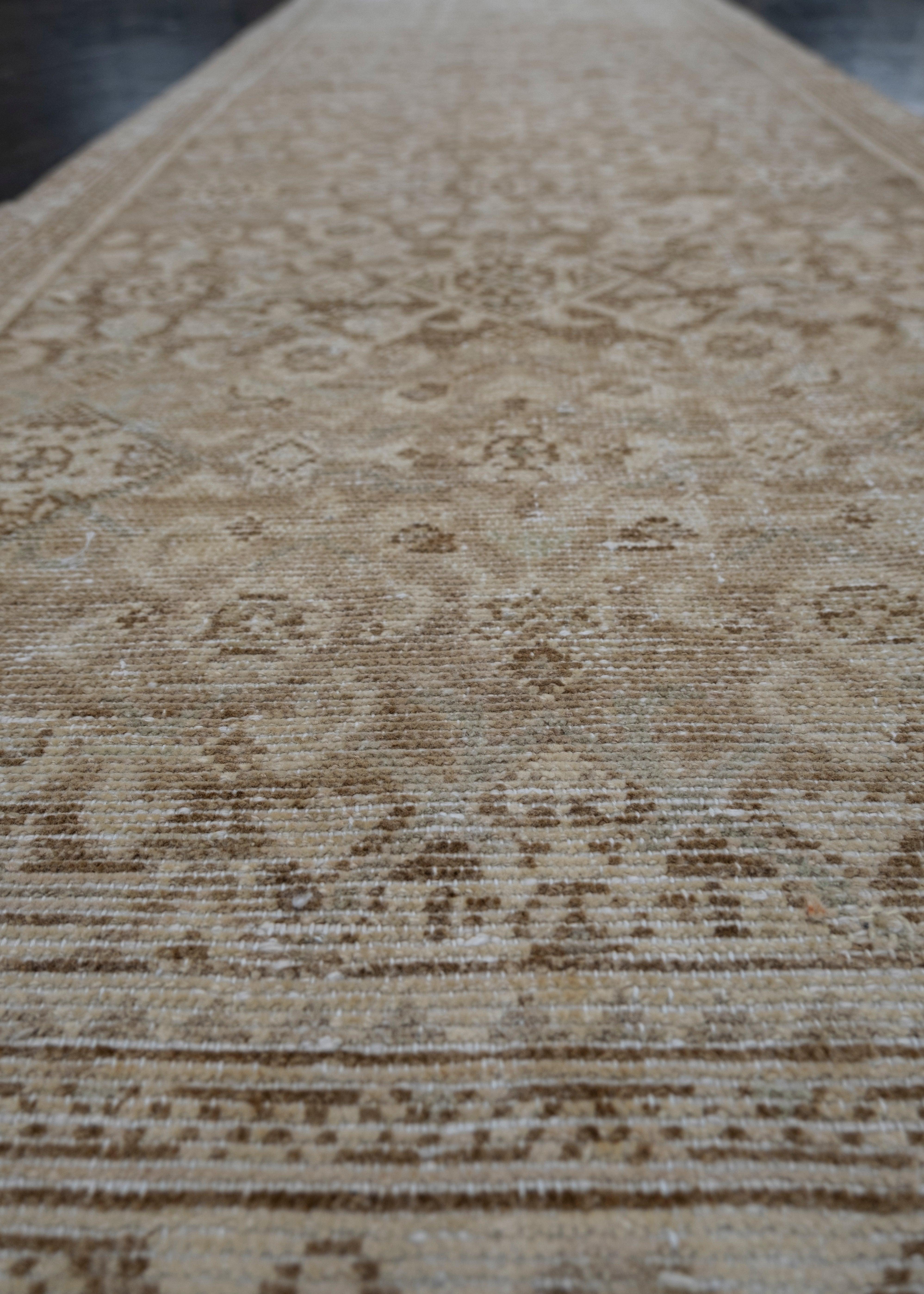 Turkish Vintage Anatolian Rug 2'9