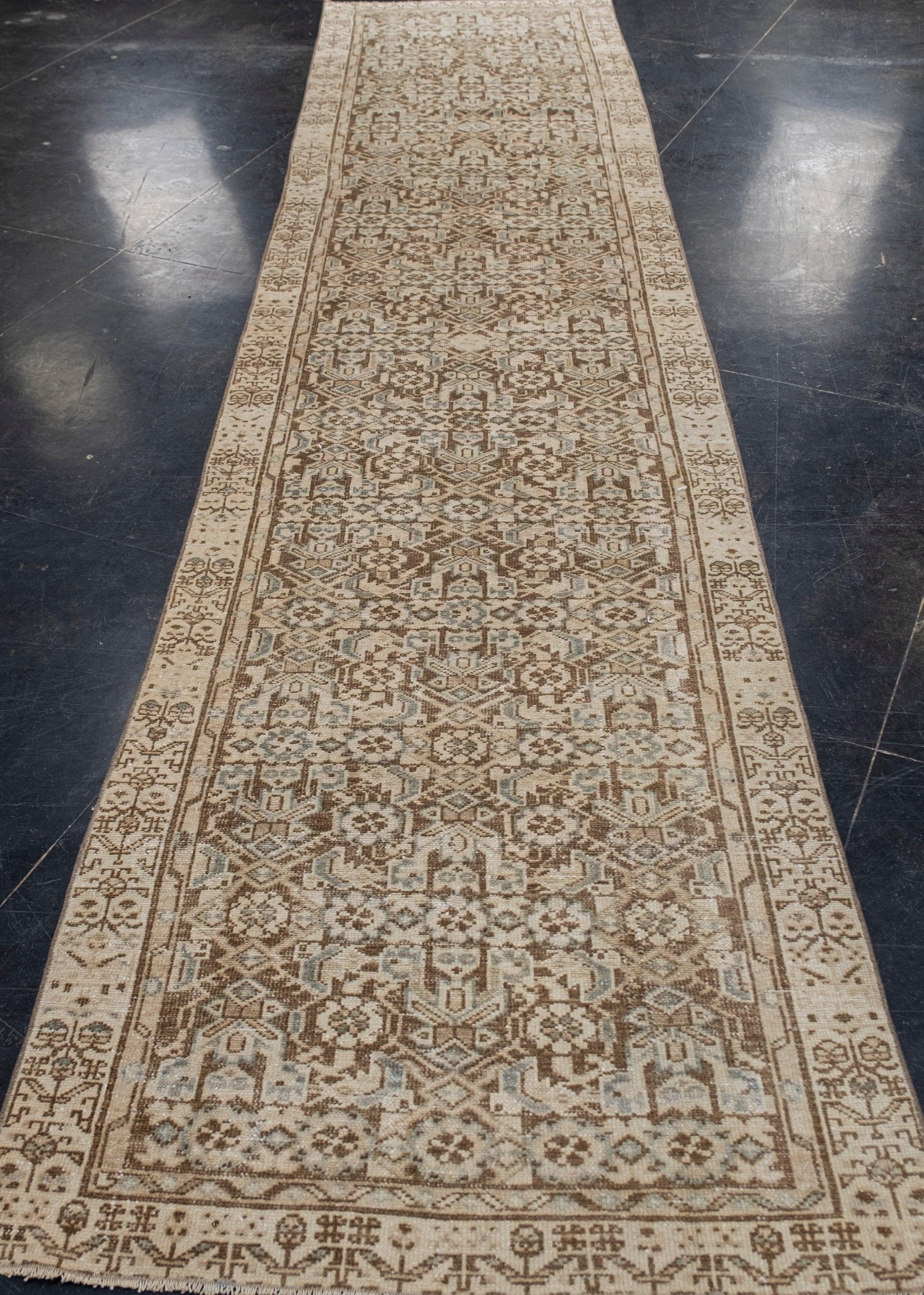 Türkischer Anatolischer Vintage-Teppich 3' x 13'6