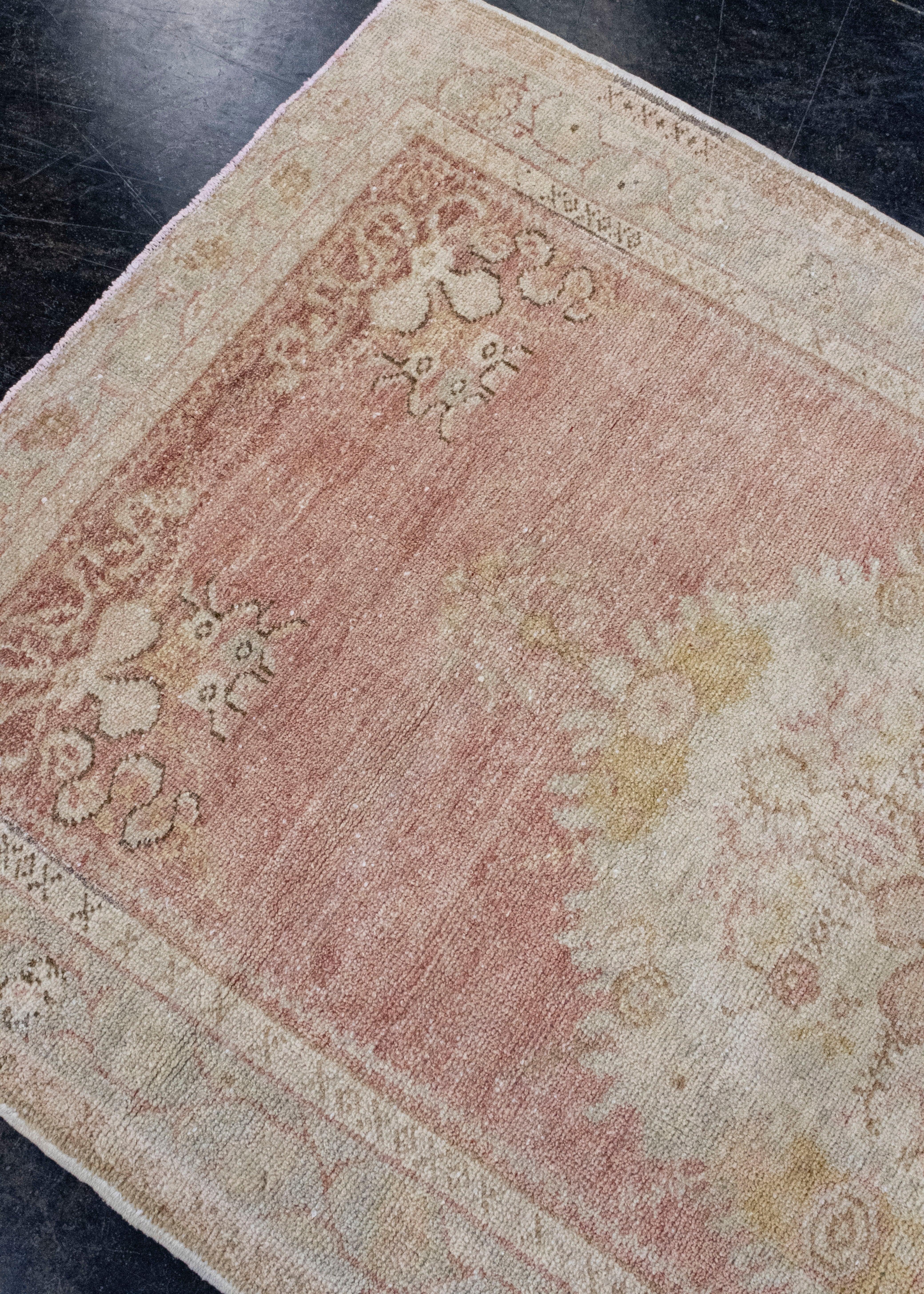 XXIe siècle et contemporain Tapis turc vintage d'Anatolie 3'5