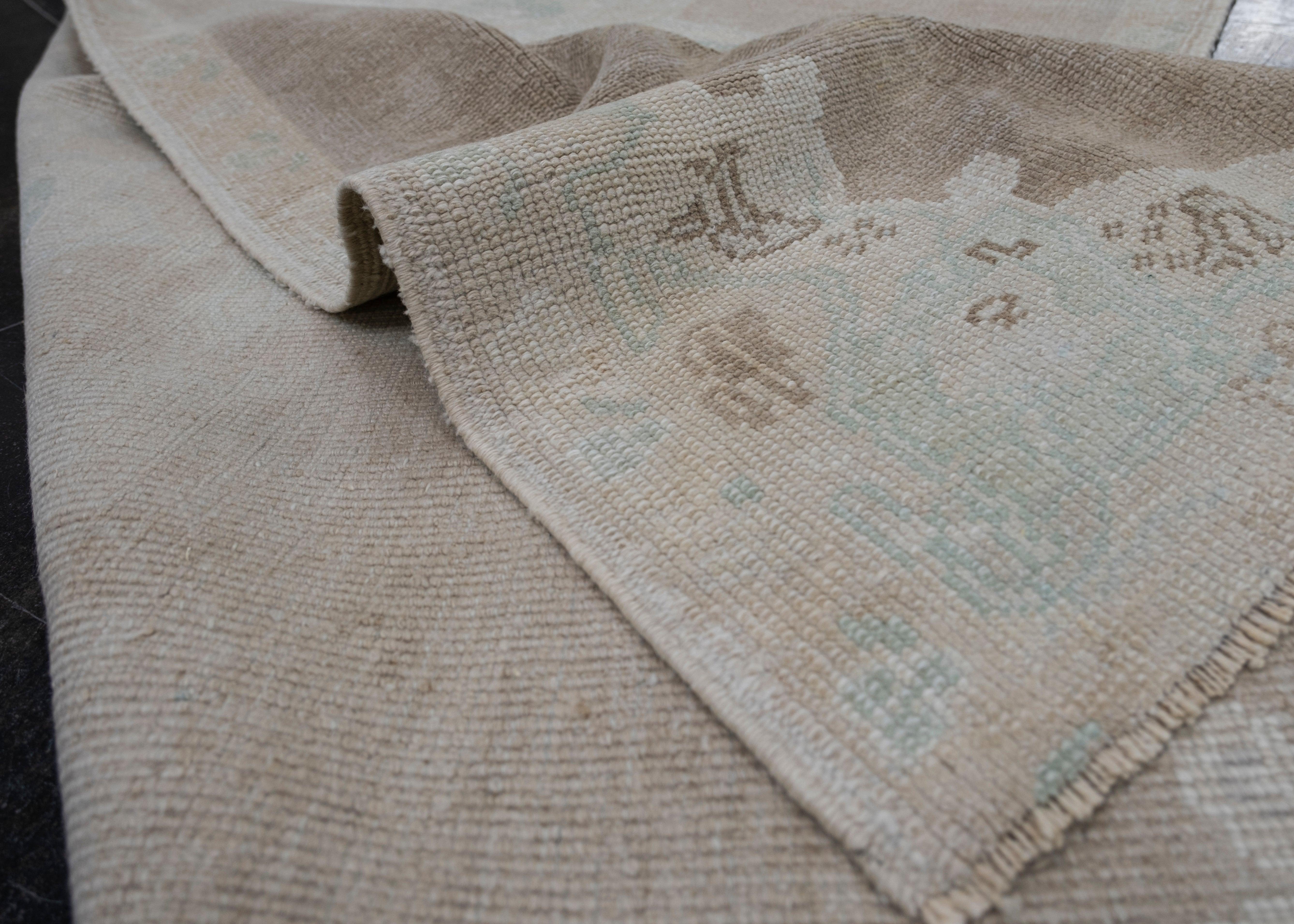 Türkischer Anatolischer Vintage-Teppich 3'8