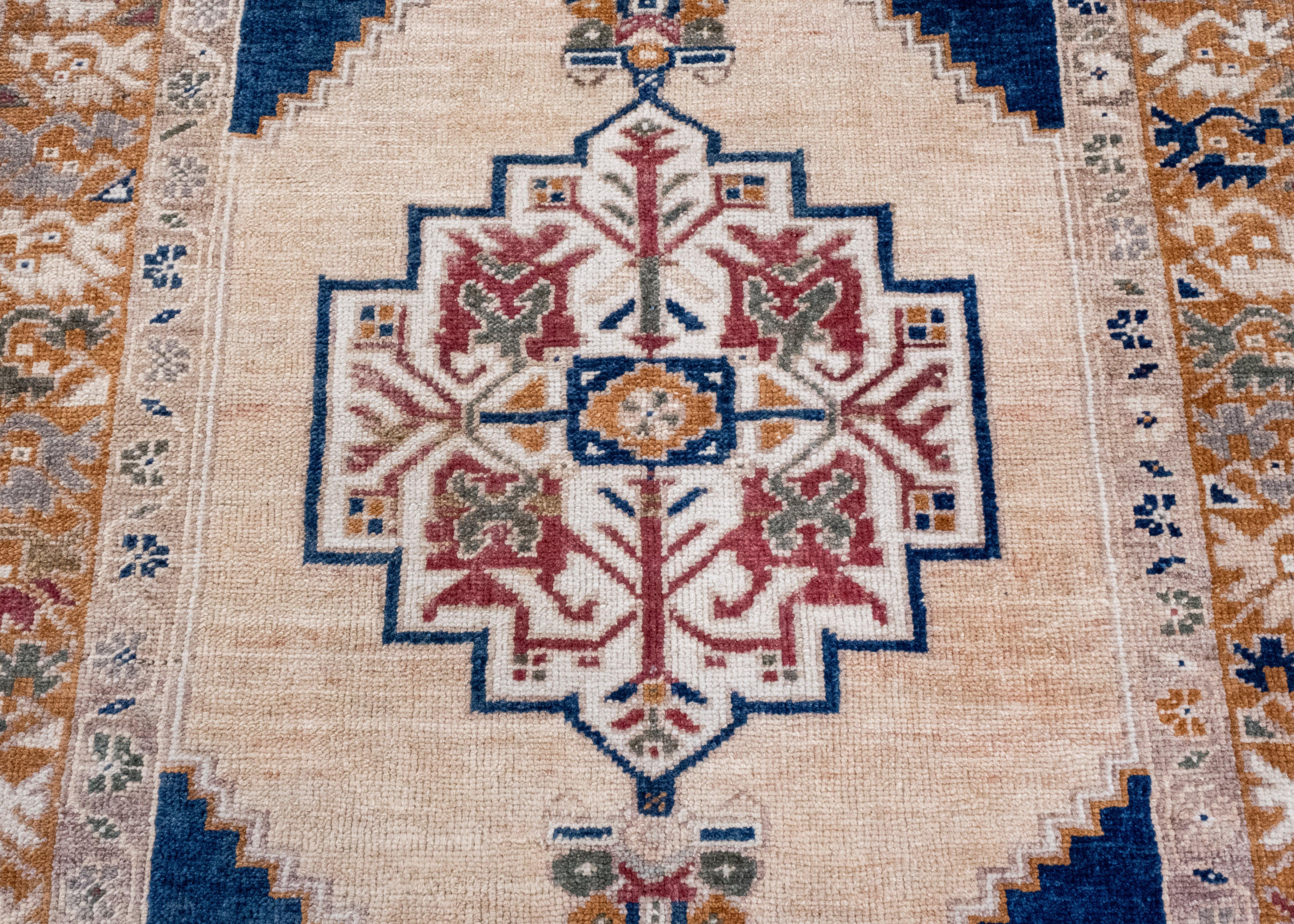 Tapis turc vintage d'Anatolie 3'9