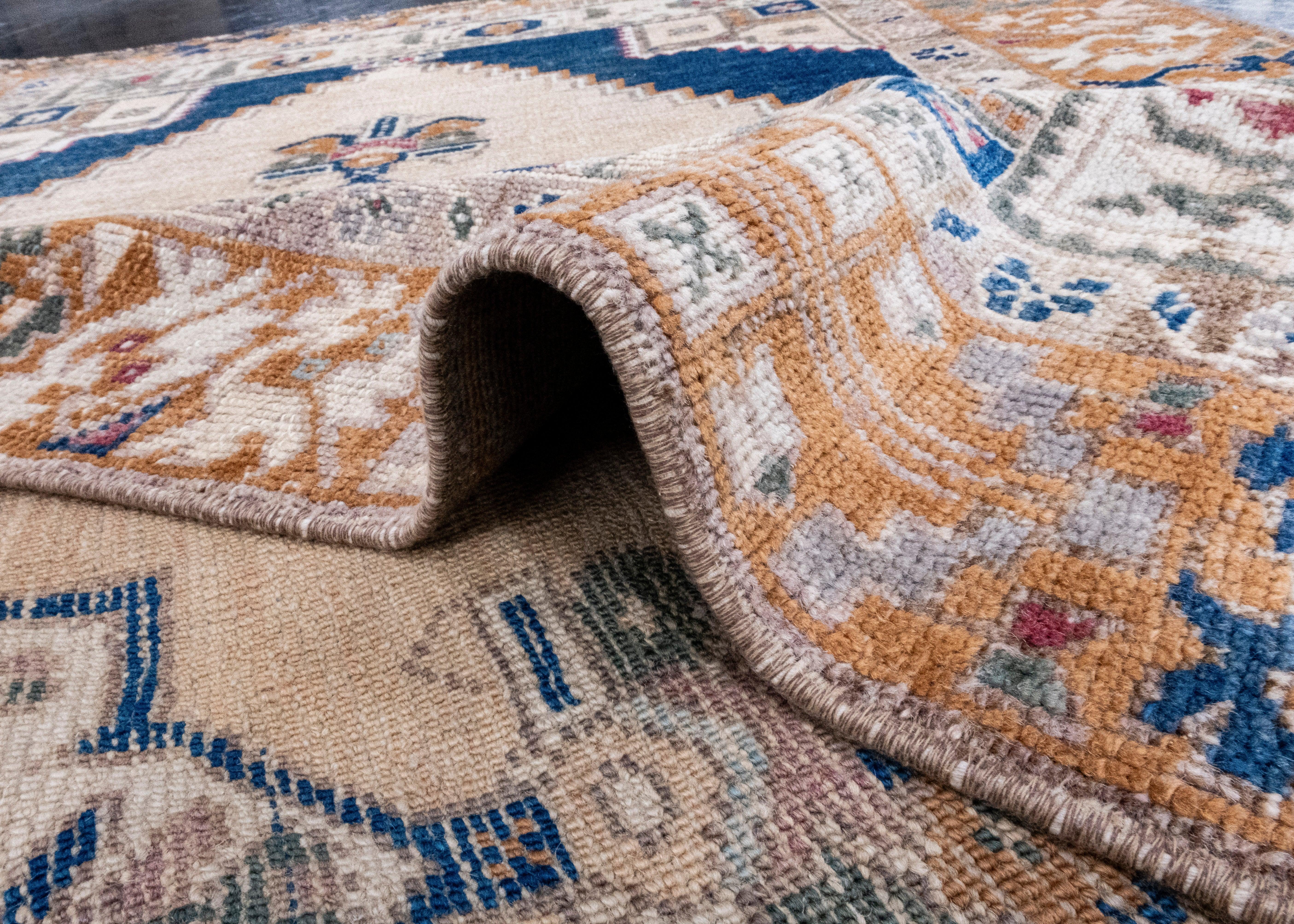 Tapis turc vintage d'Anatolie 3'9