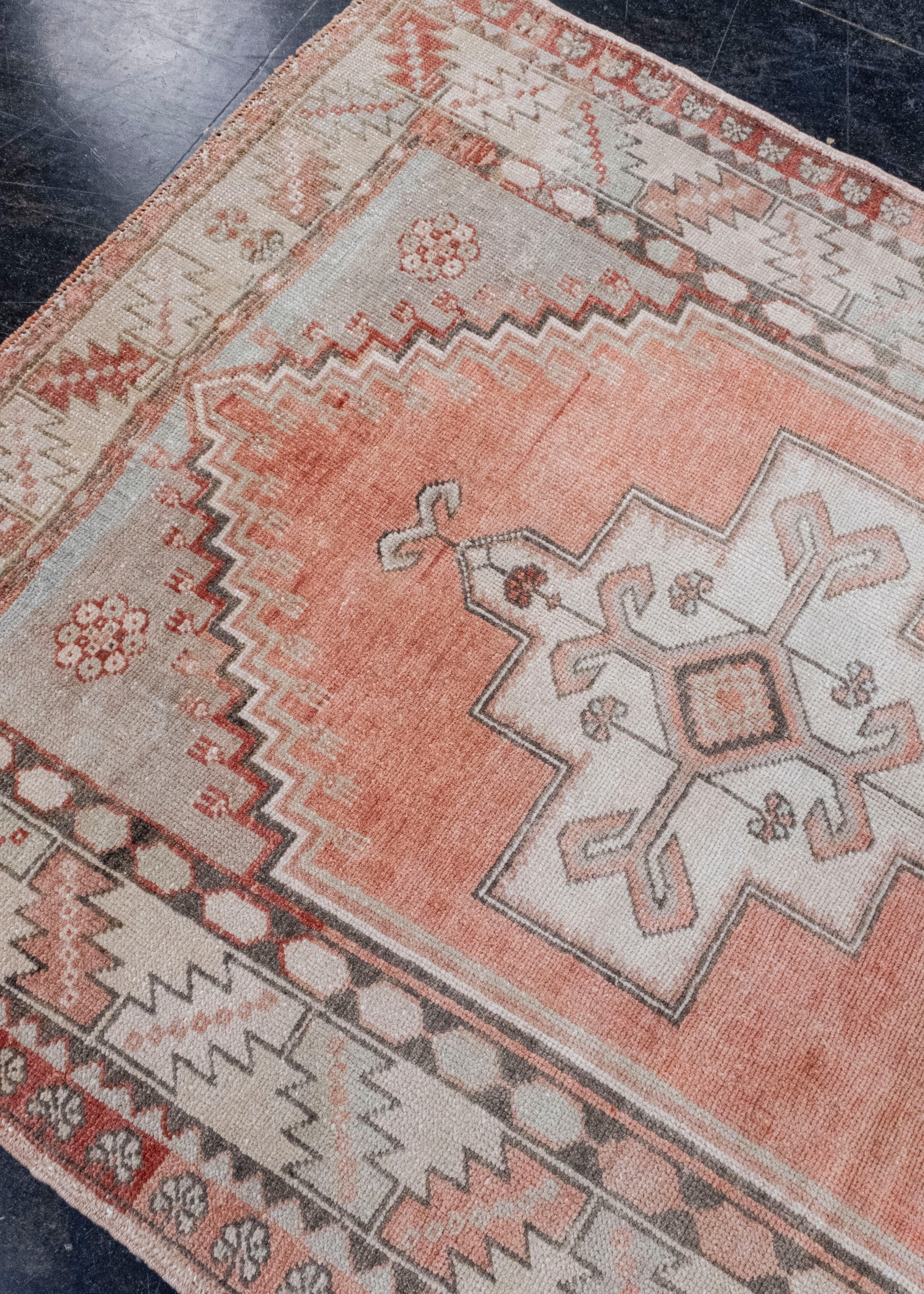 Türkischer Anatolischer Vintage-Teppich 4' x 6'5