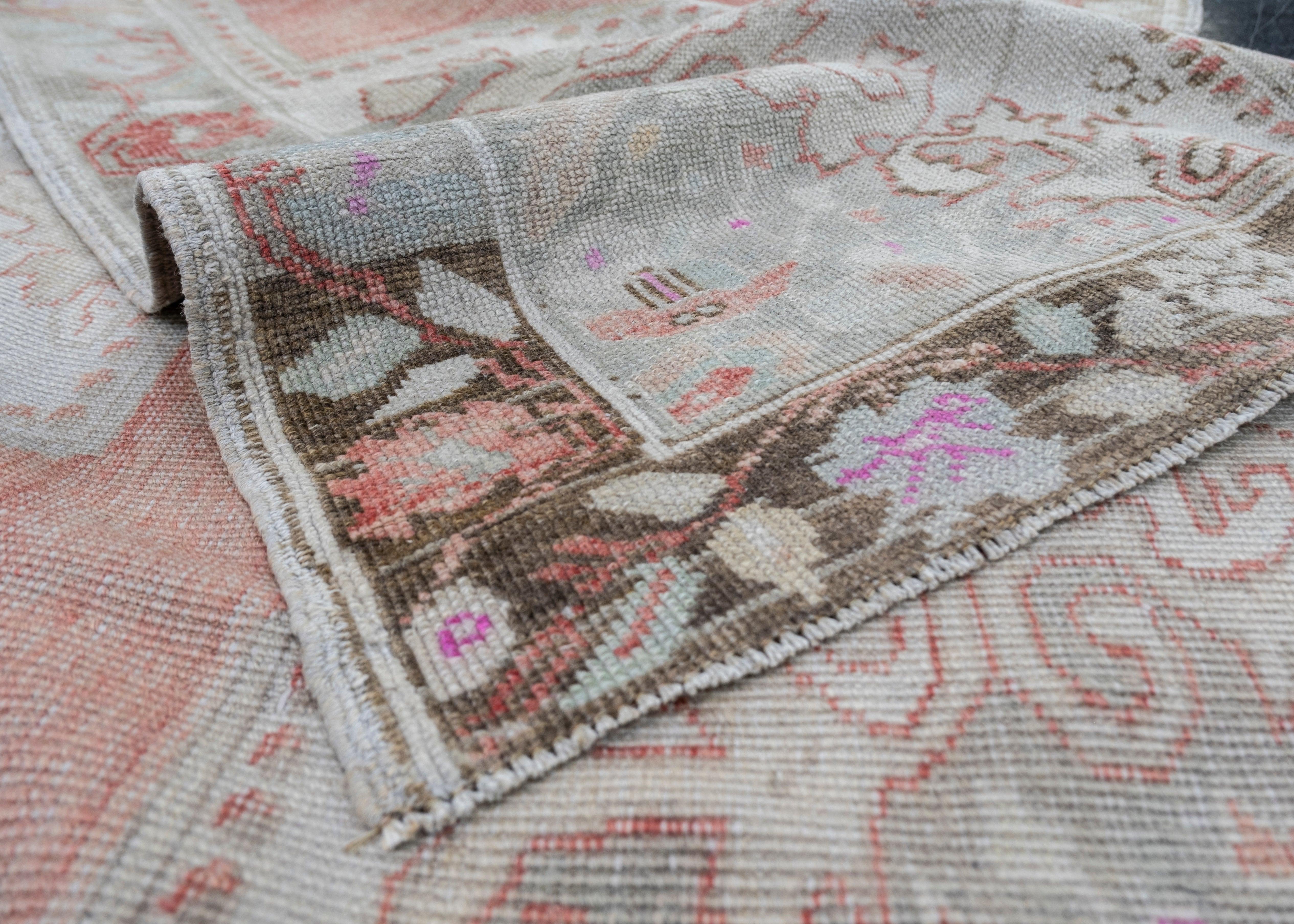 Turc Tapis turc vintage d'Anatolie 4'5