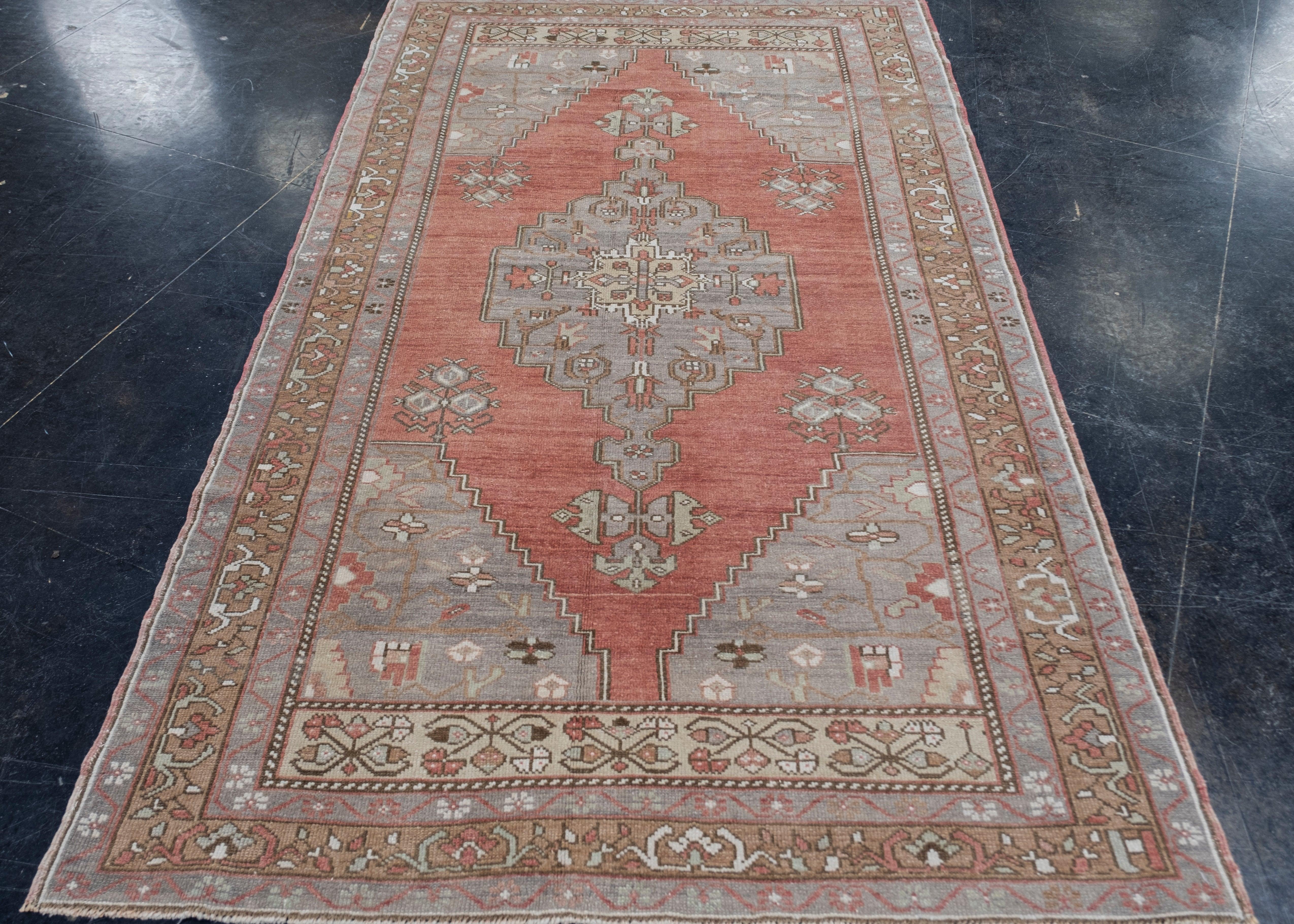 Tappeto Turco Vintage Anatolian 4'8