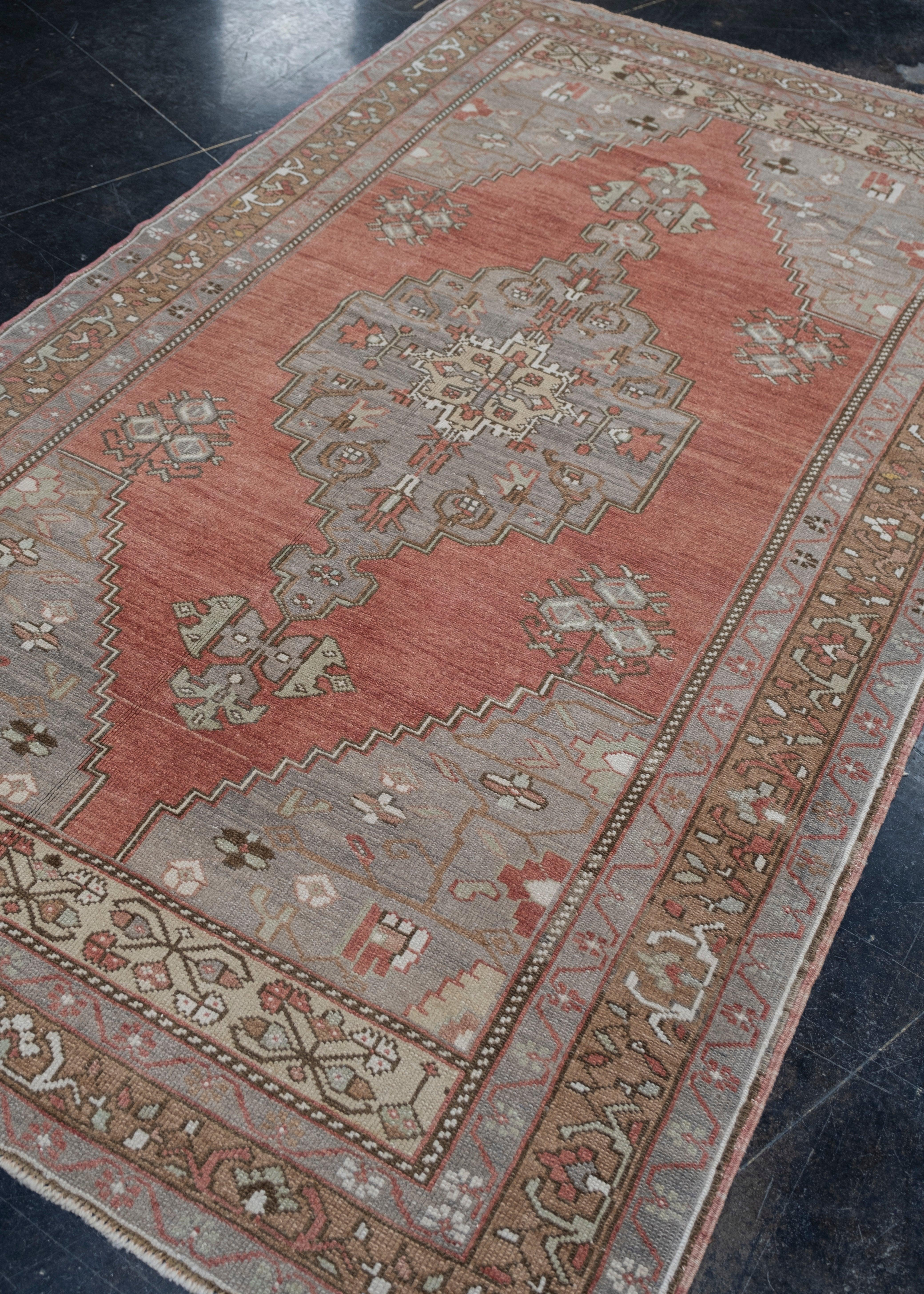 Annodato a mano Tappeto Vintage Anatolian 4'8
