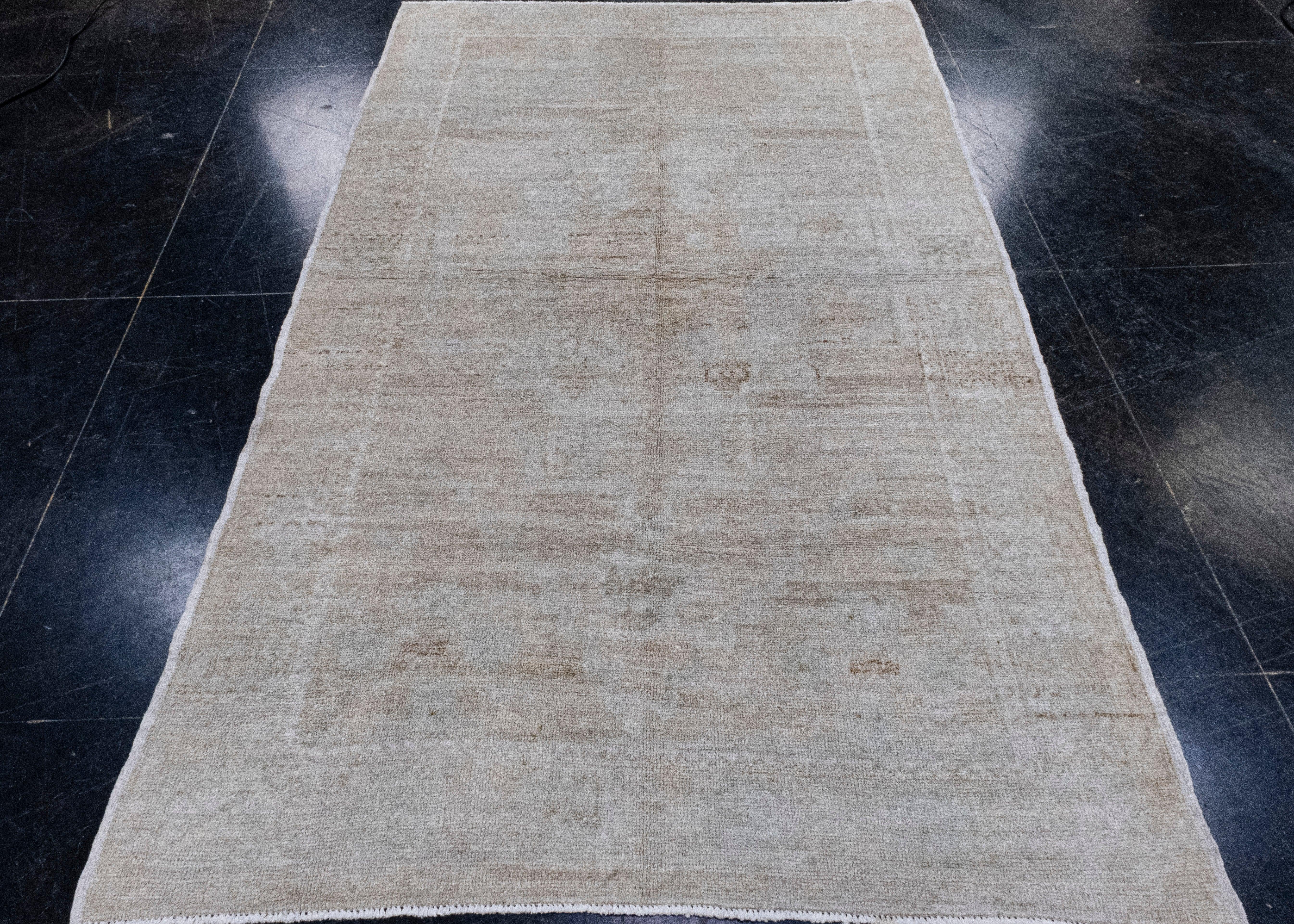 Turkish Vintage Anatolian Rug 4'8