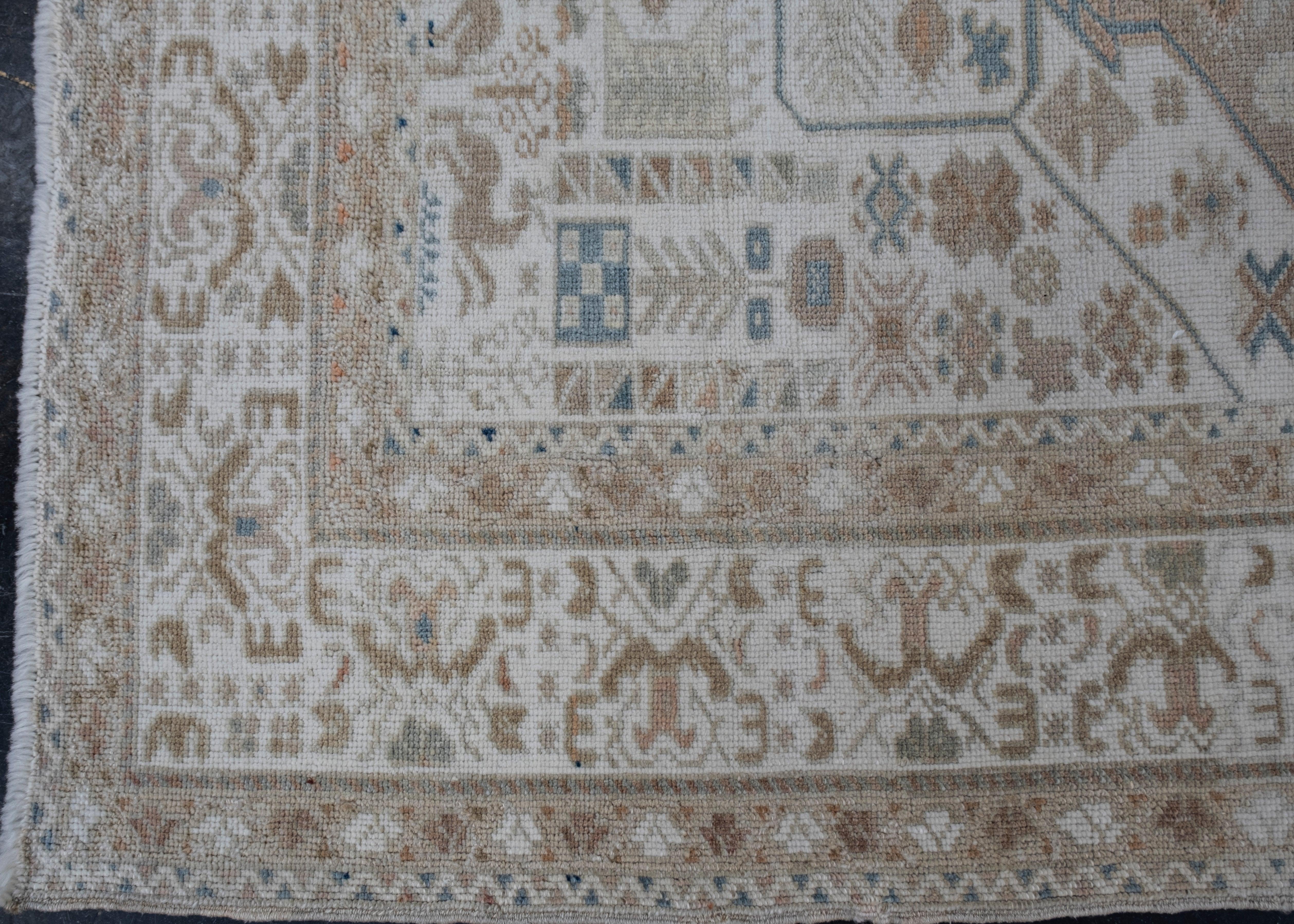 Turkish Vintage Anatolian Rug 5'4
