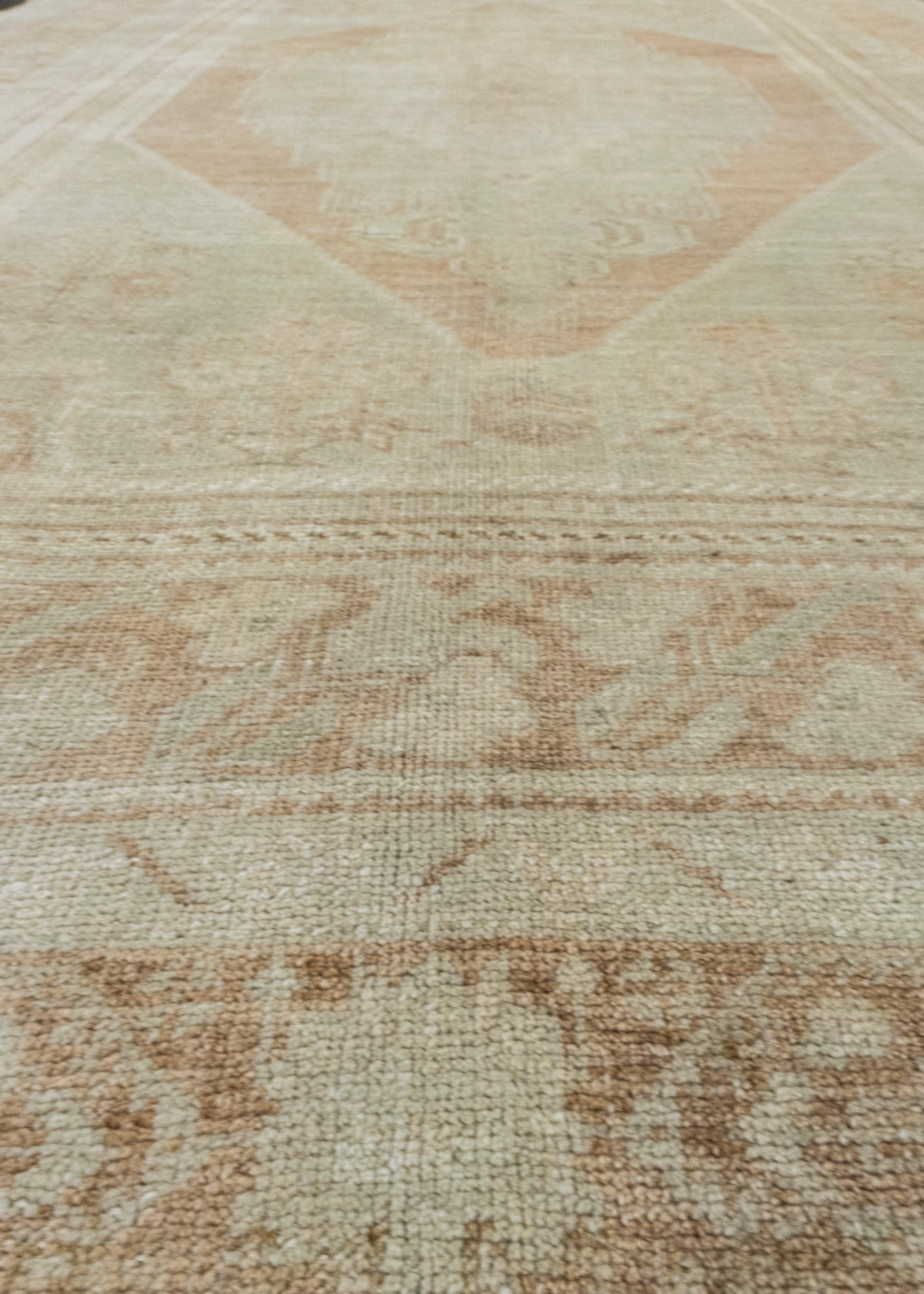 Wool Turkish Vintage Anatolian Rug 5'5