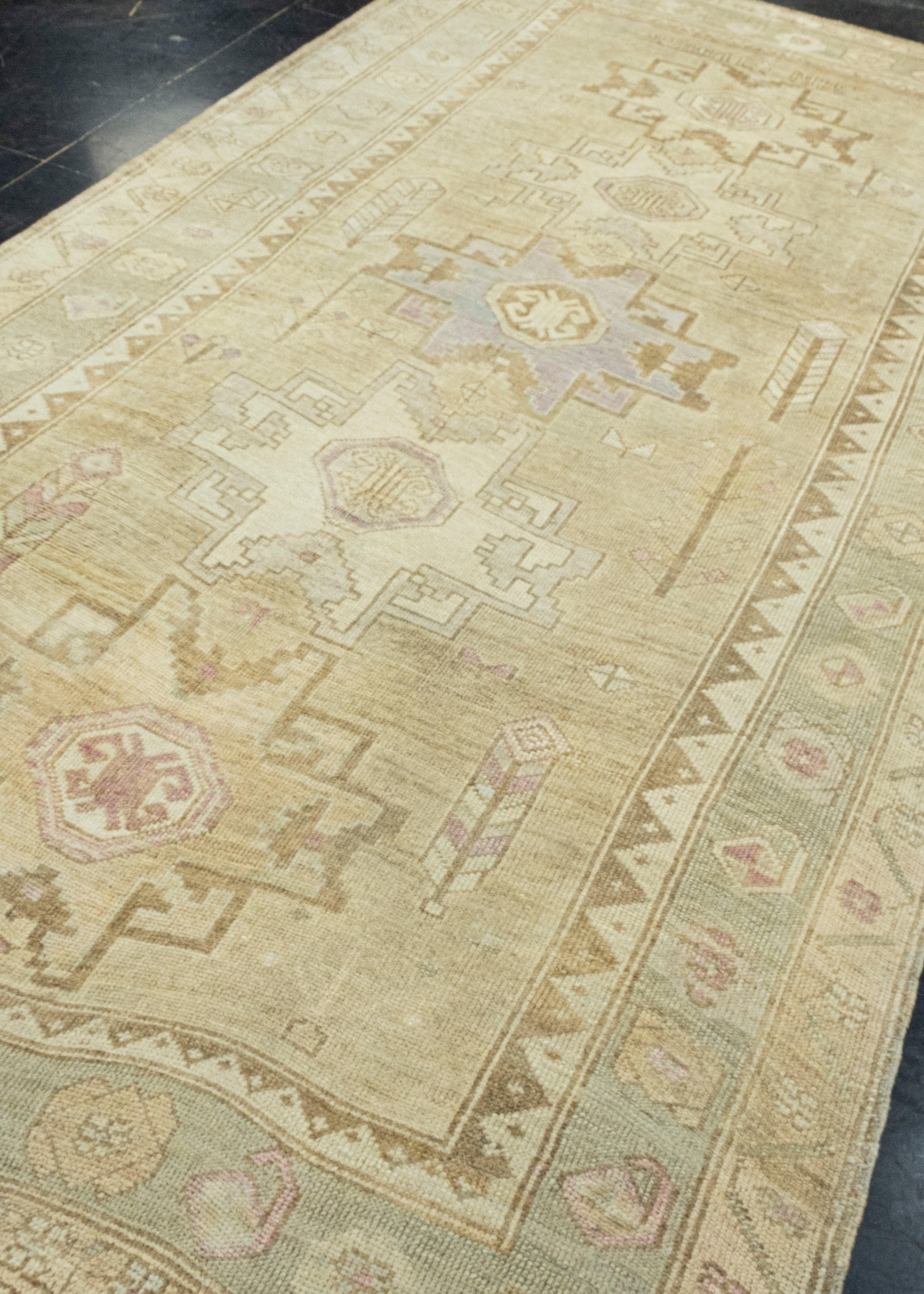 Hand-Knotted Turkish Vintage Anatolian Rug 5'9