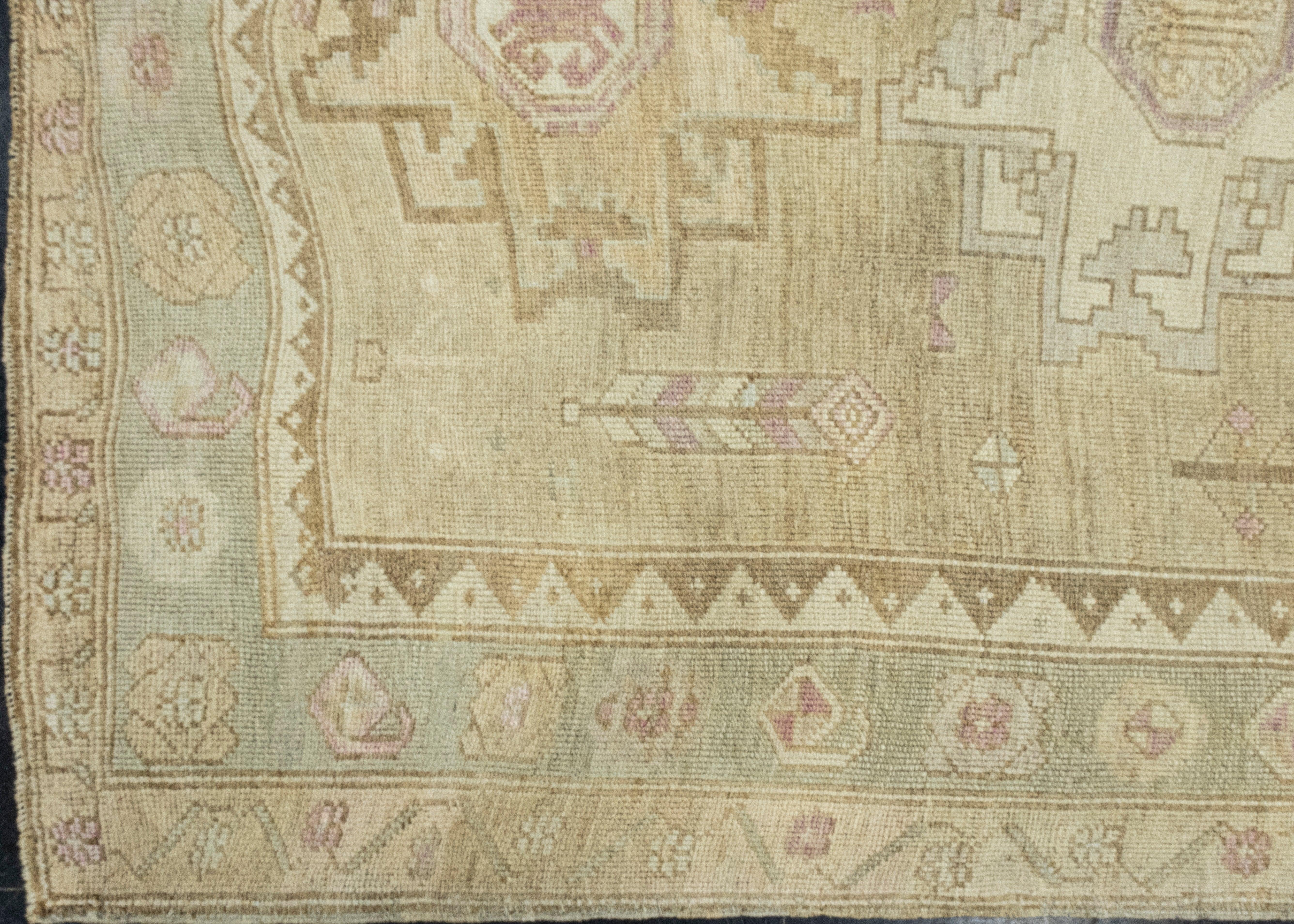 Turkish Vintage Anatolian Rug 5'9