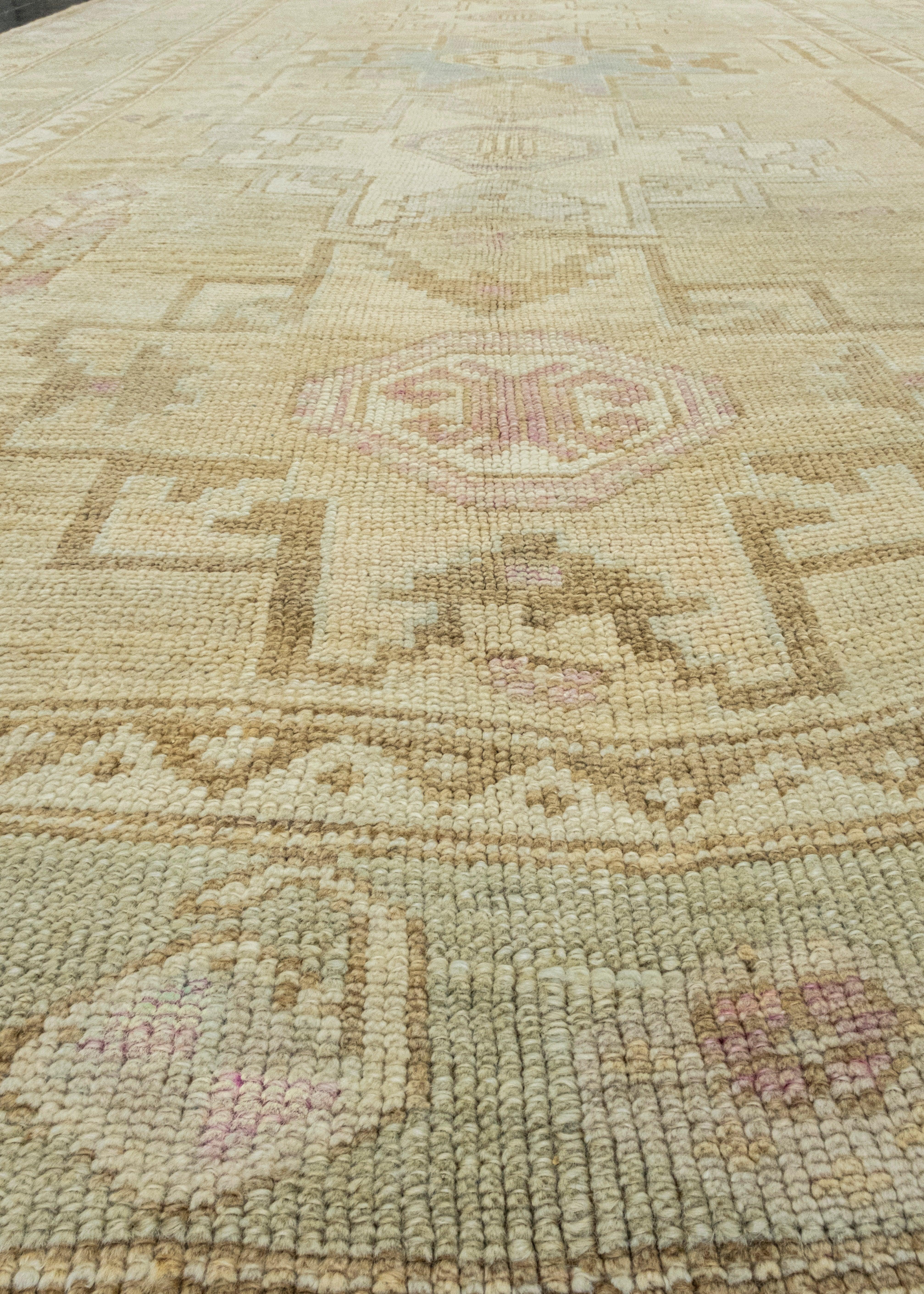 Wool Turkish Vintage Anatolian Rug 5'9