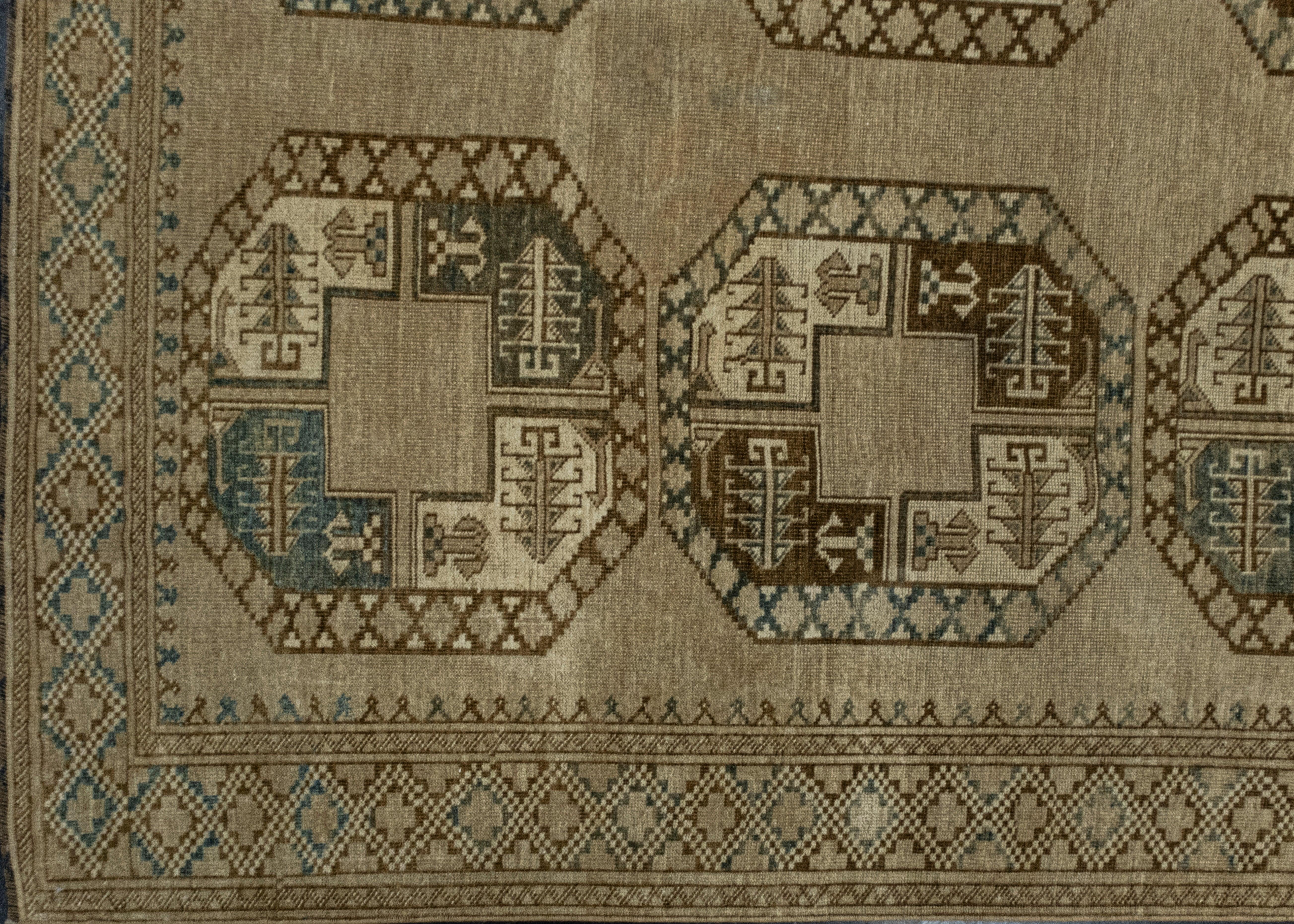 Türkischer Anatolischer Vintage-Teppich 7' x 10'5