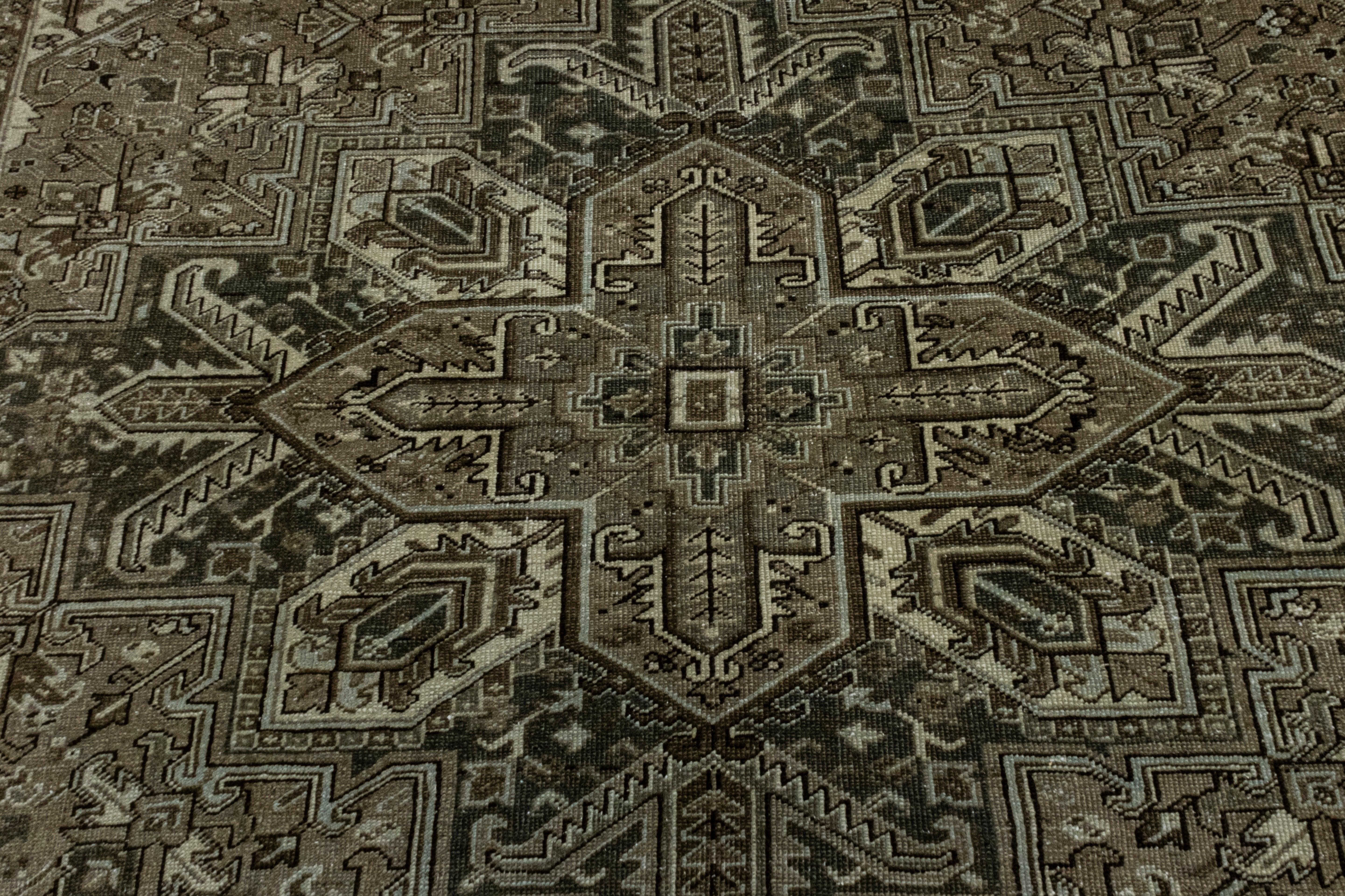 XXIe siècle et contemporain Tapis turc vintage d'Anatolie 8'1