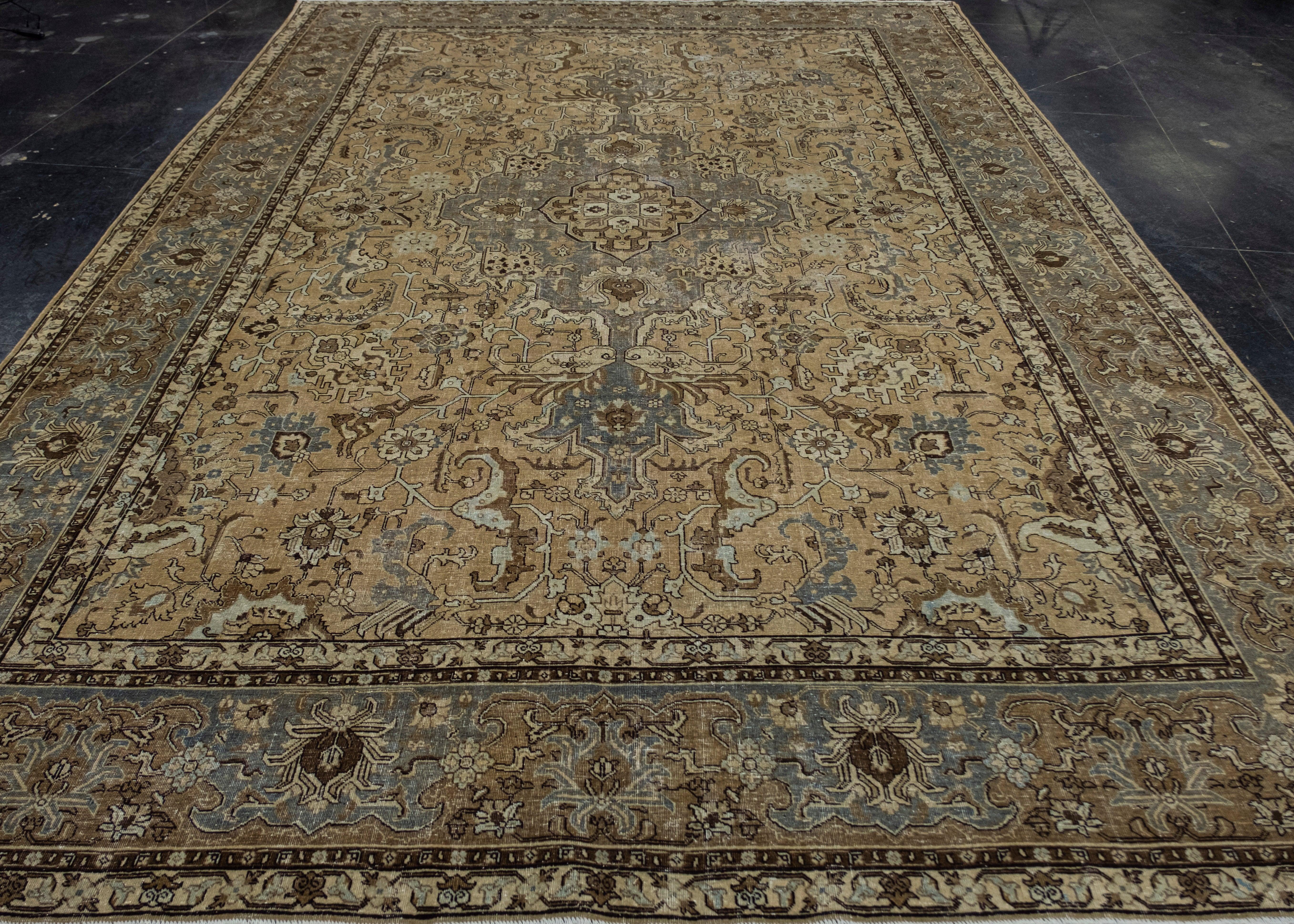 Turkish Vintage Anatolian Rug 9'3