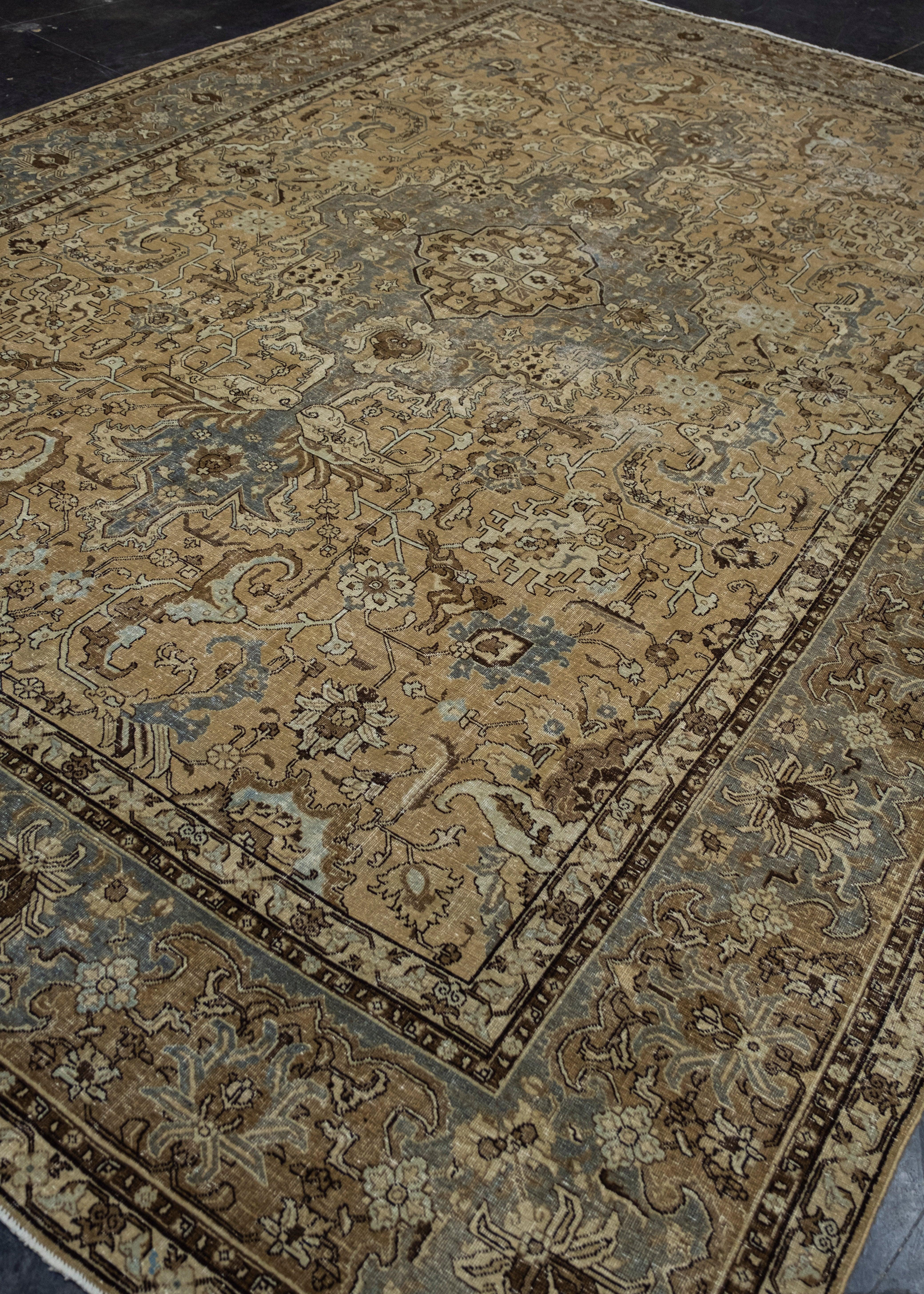 Hand-Knotted Turkish Vintage Anatolian Rug 9'3