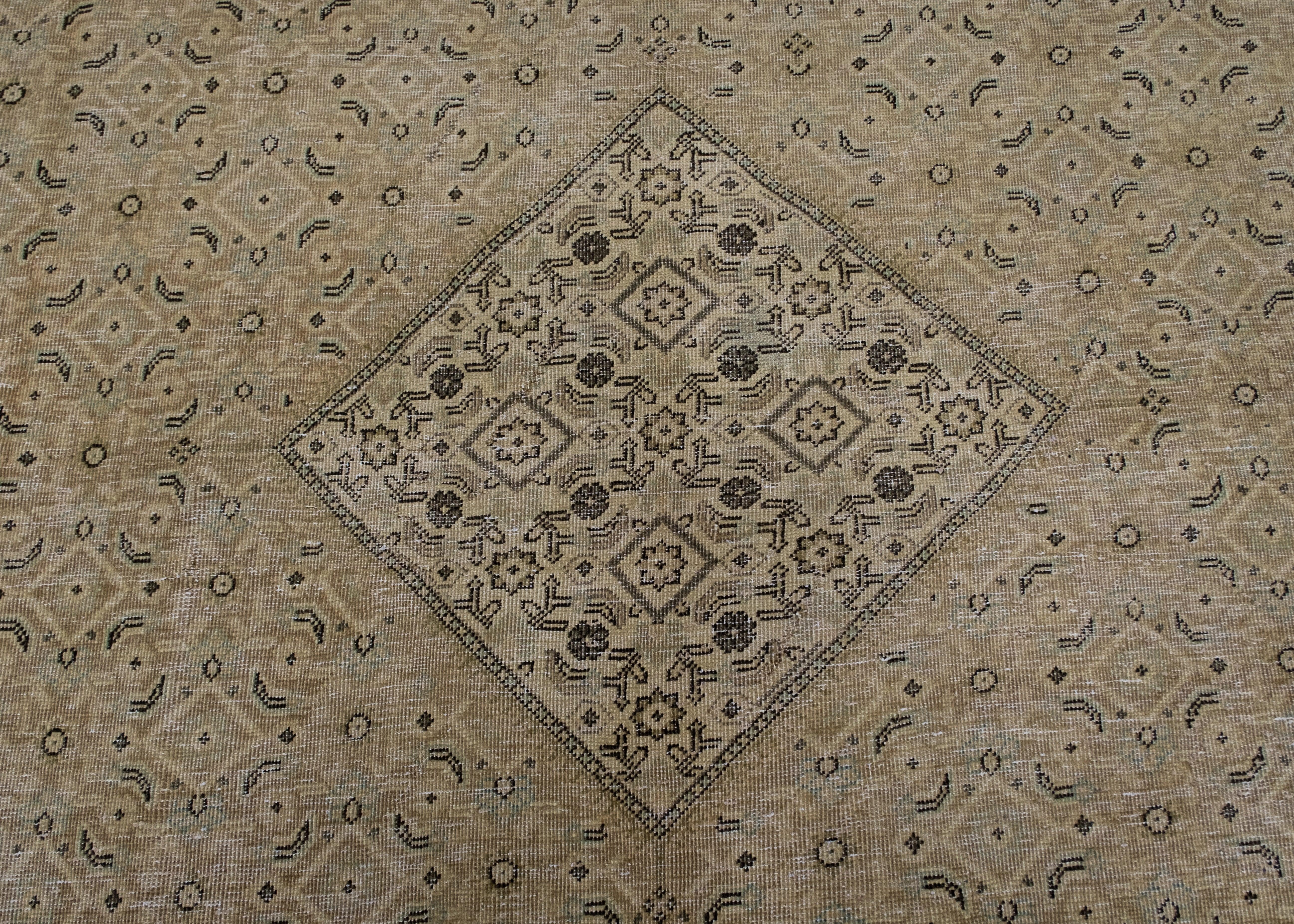 Contemporary Turkish Vintage Anatolian Rug 9'5