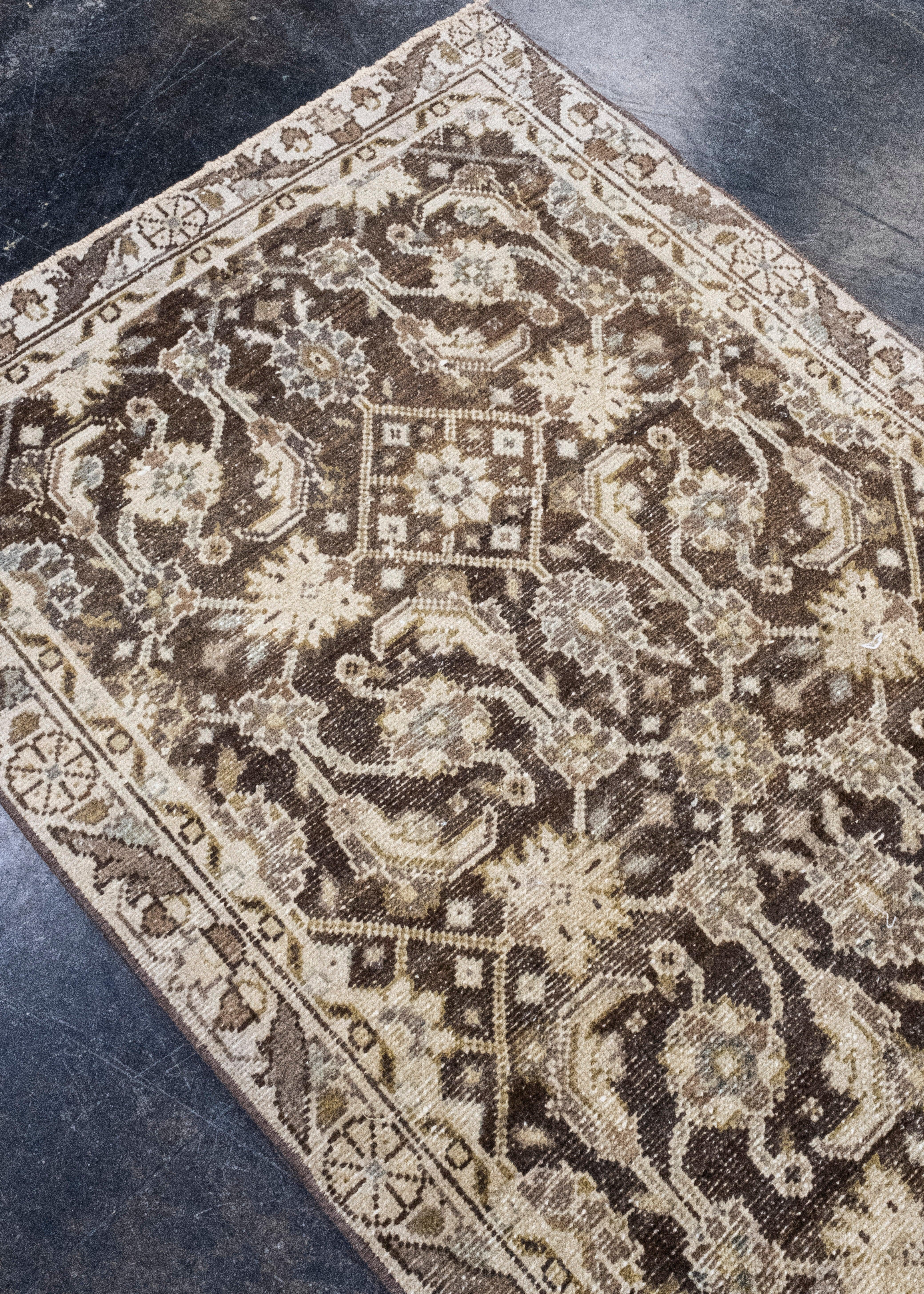 Türkischer Anatolischer Vintage-Läufer im Anatolischen Stil 2'10