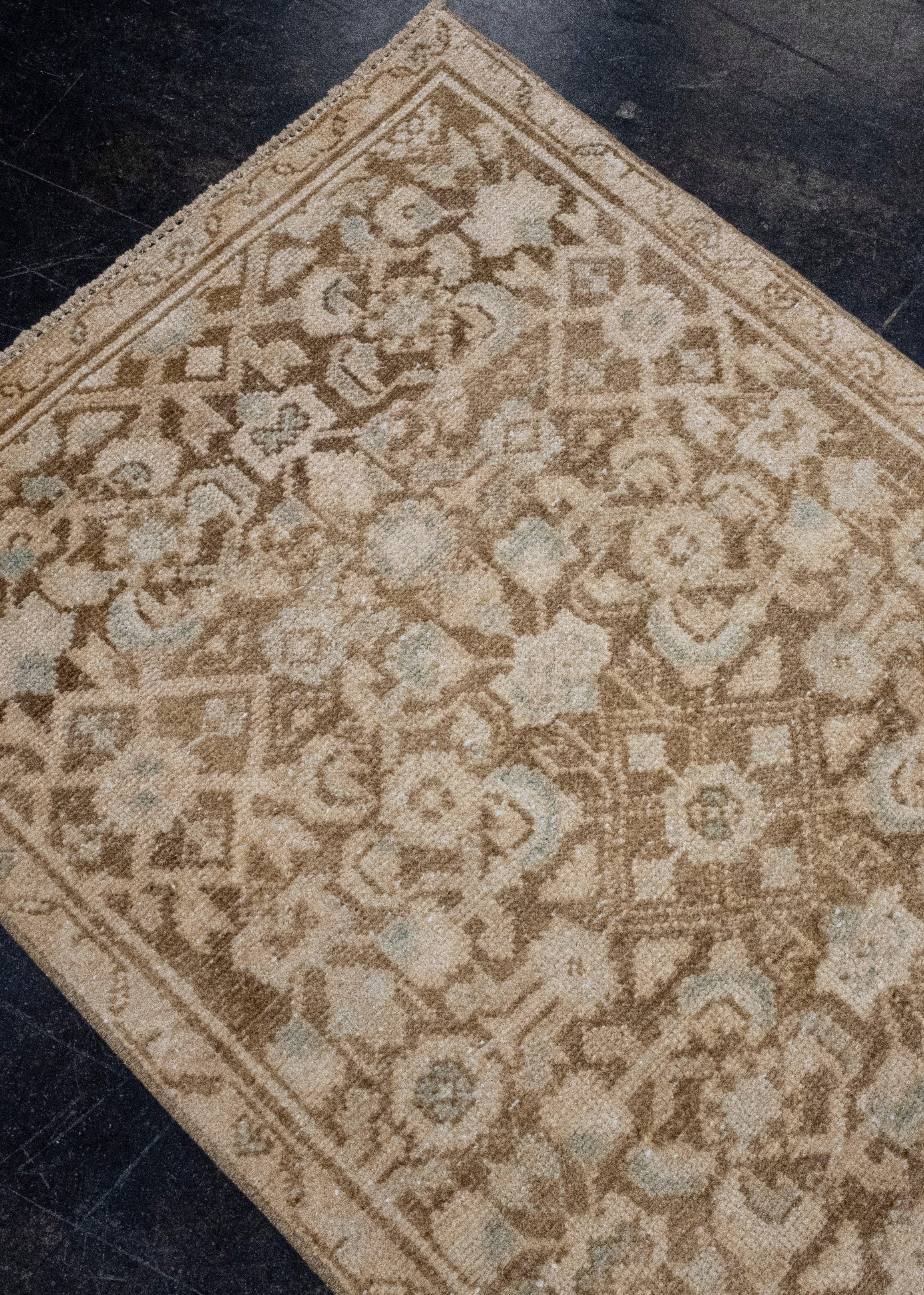 Tapis de couloir turc vintage d'Anatolie 2'4