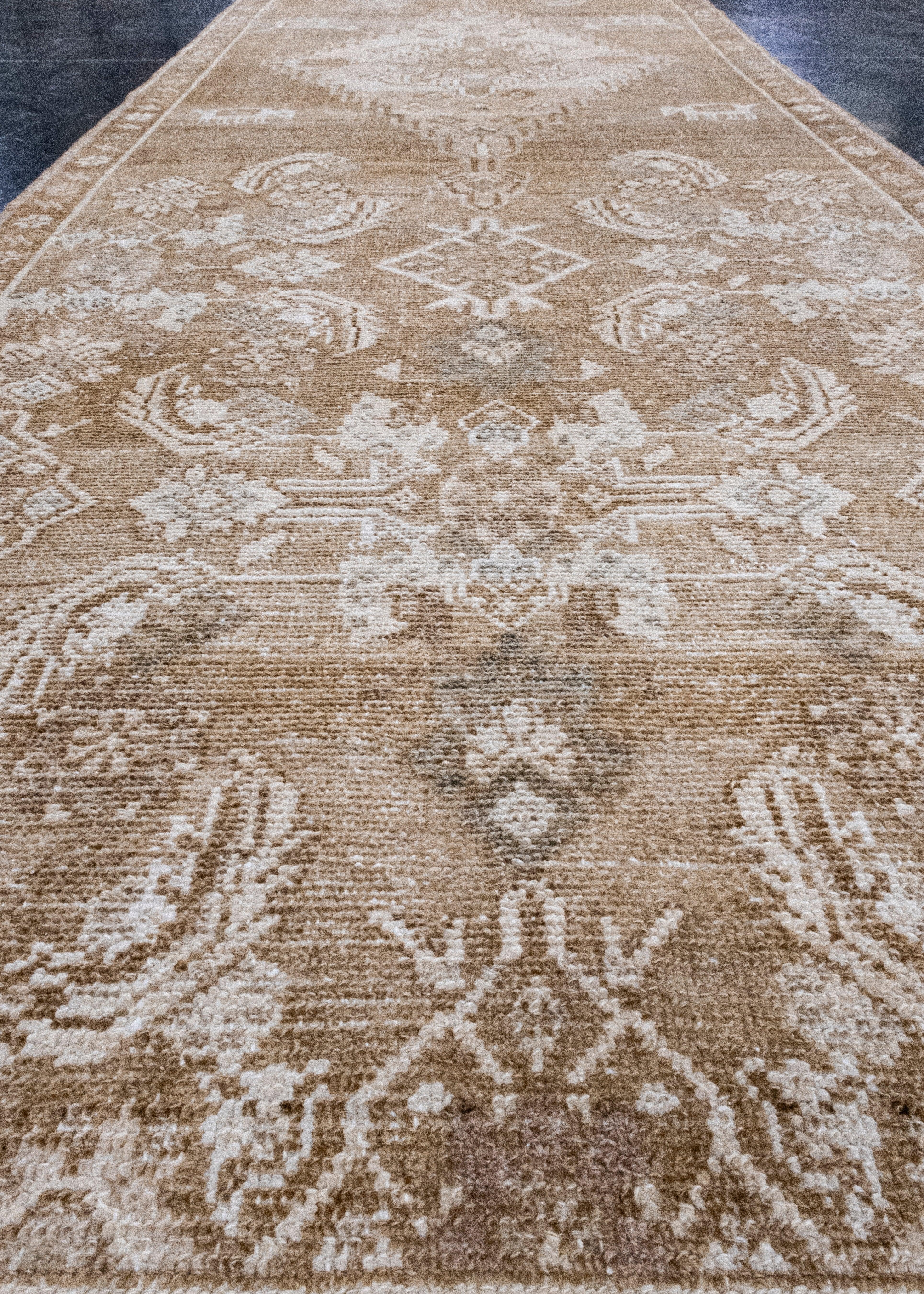 Laine Tapis de couloir turc vintage d'Anatolie 2'7