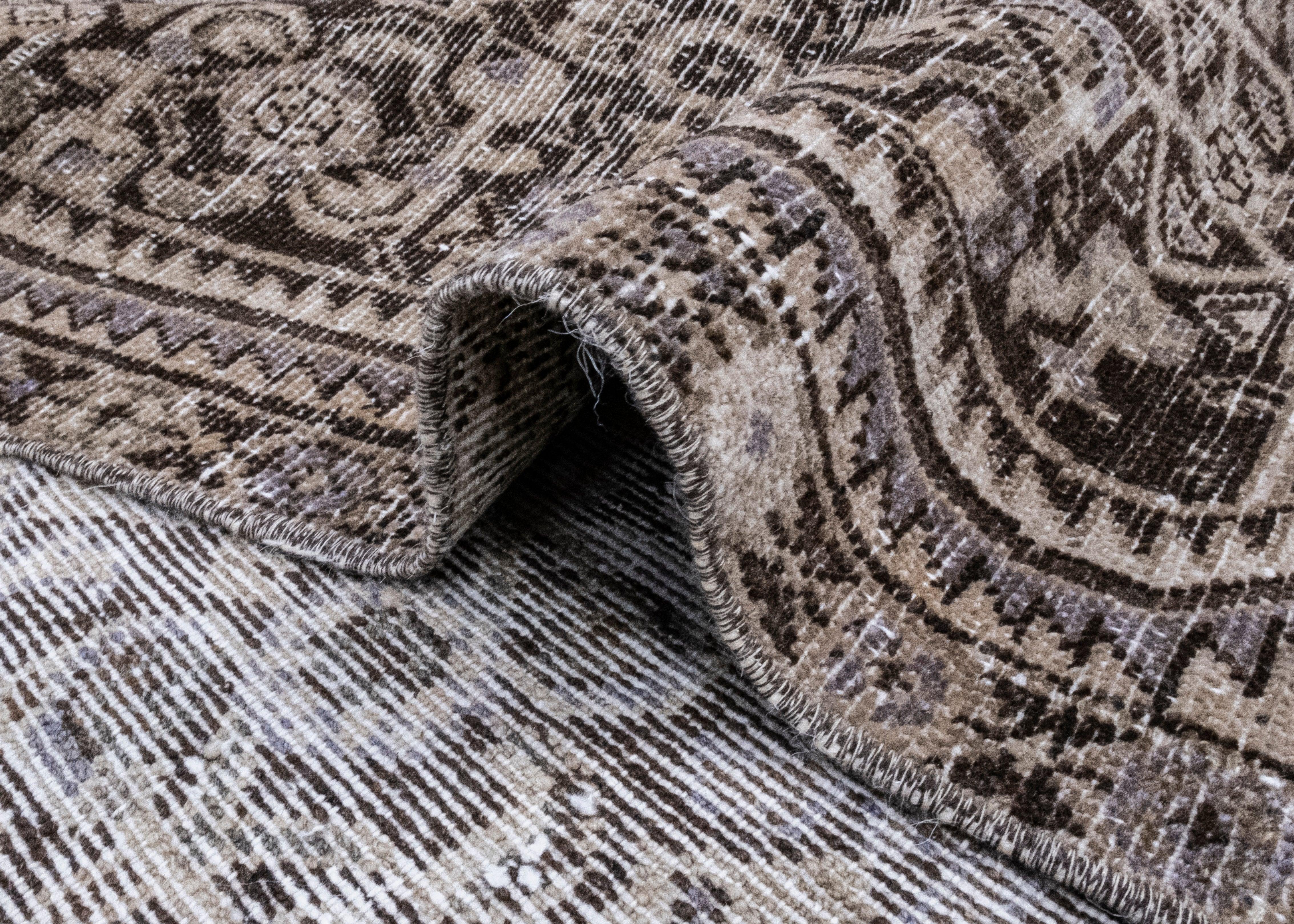Türkischer Anatolischer Vintage-Läufer im Anatolischen Stil 3' x 11'9