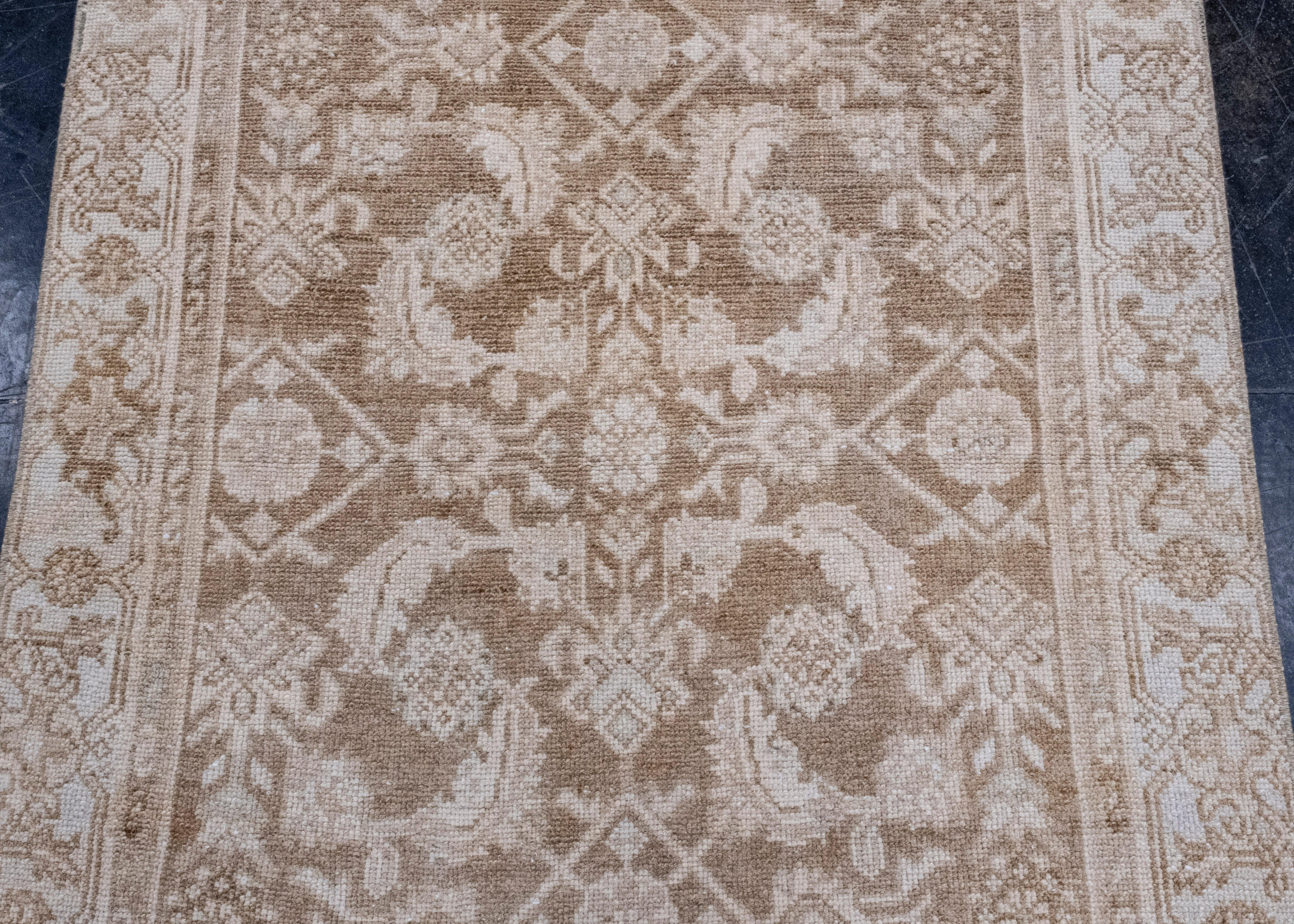 Türkischer Anatolischer Vintage-Läufer im Anatolischen Stil 3' x 13'2
