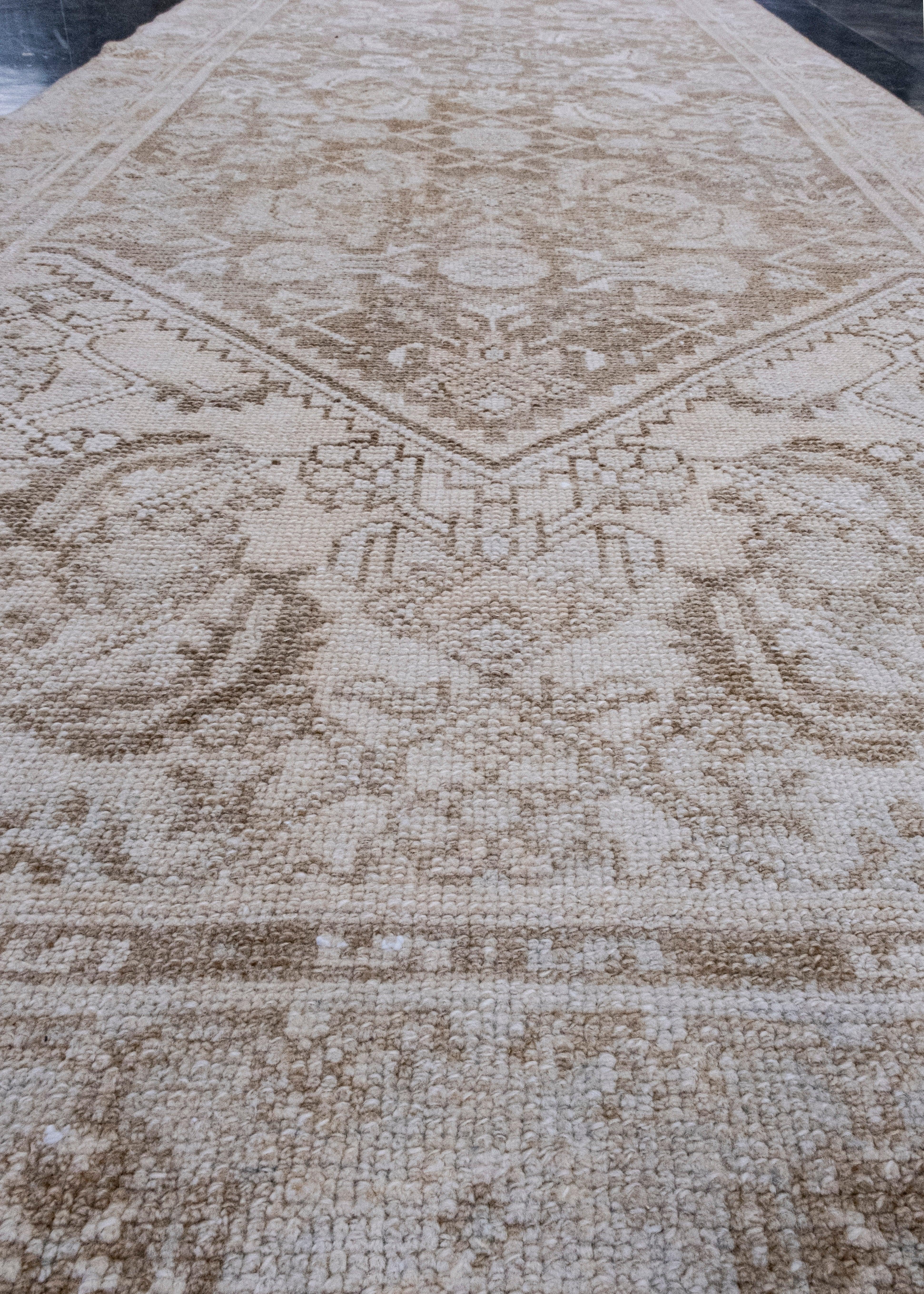 Türkischer Anatolischer Vintage-Läufer im Anatolischen Stil 3' x 13'2