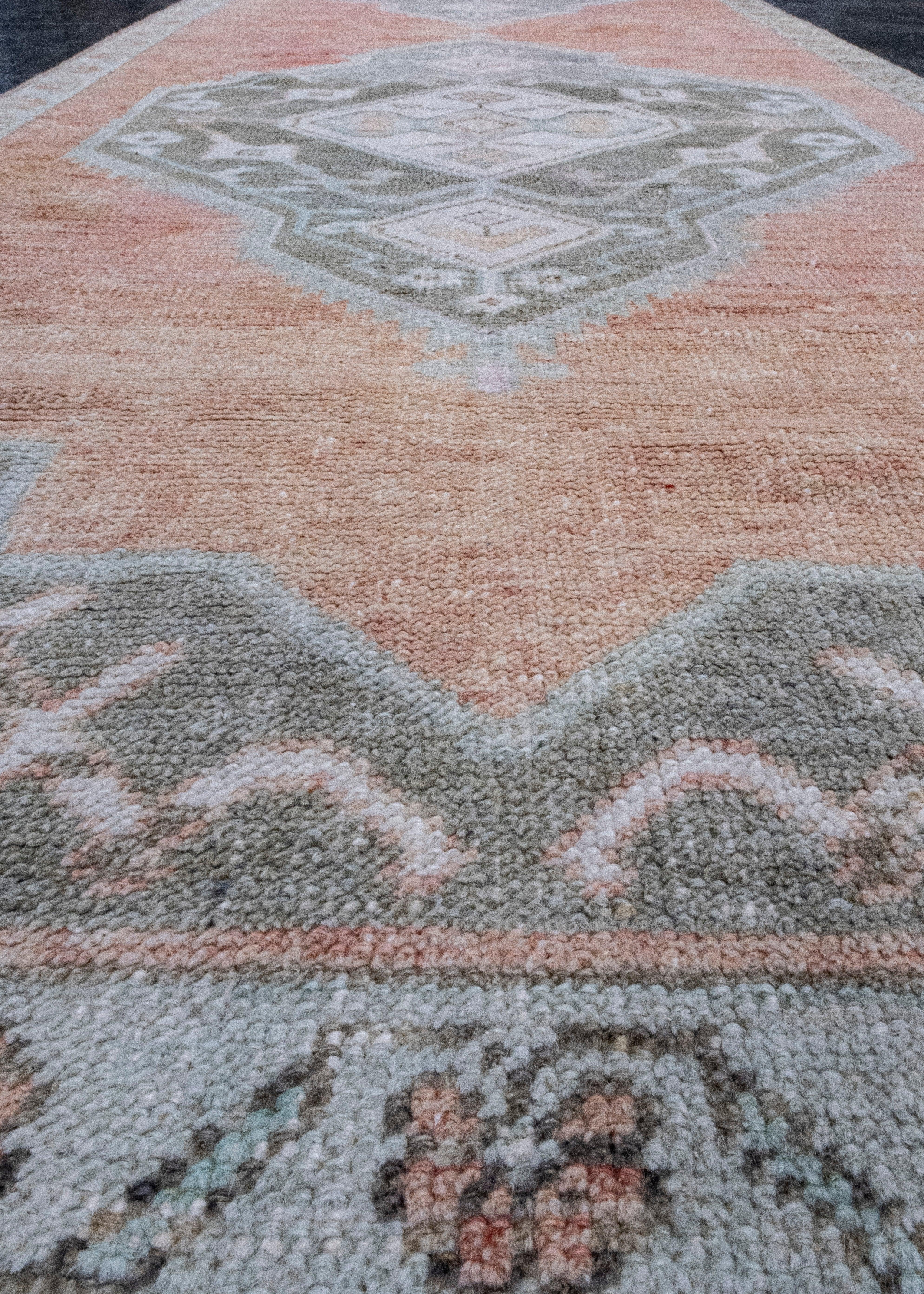 Laine Tapis de couloir turc vintage d'Anatolie 3'4