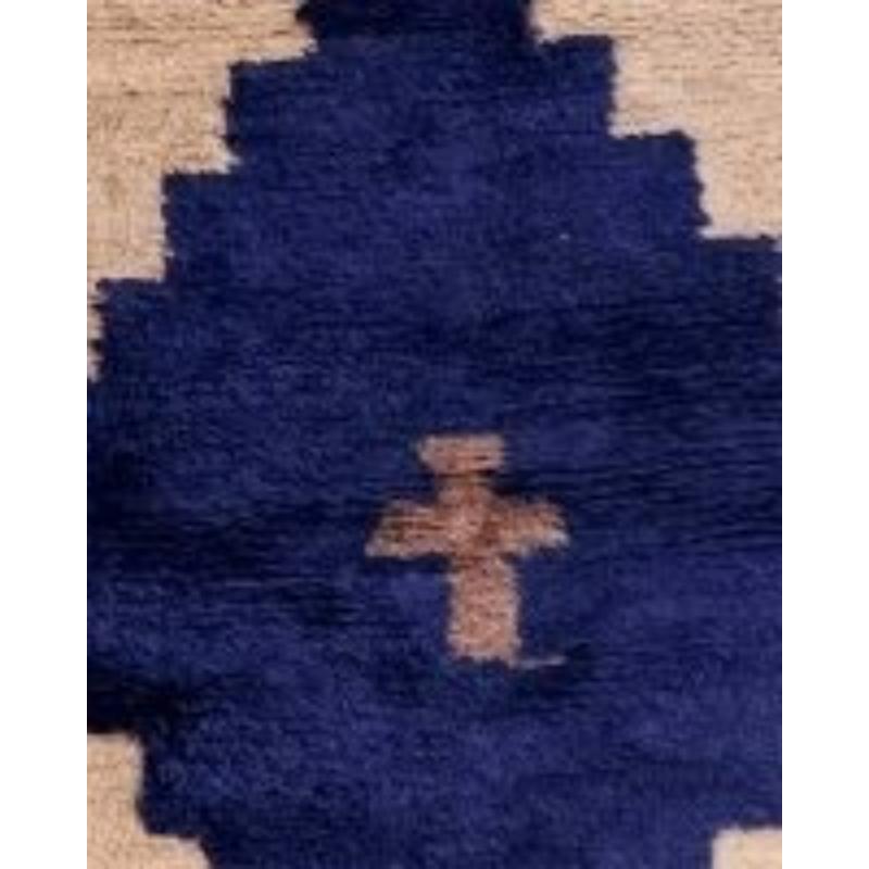 20ième siècle Tapis turc vintage écru et bleu en vente
