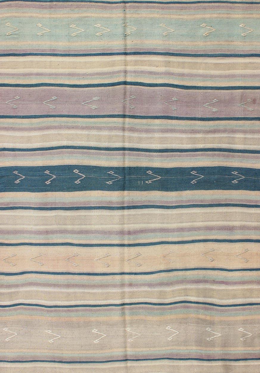 Turkish Vintage Flat-Weave Kilim with Striped Design and Tribal Motifs In Good Condition For Sale In Atlanta, GA