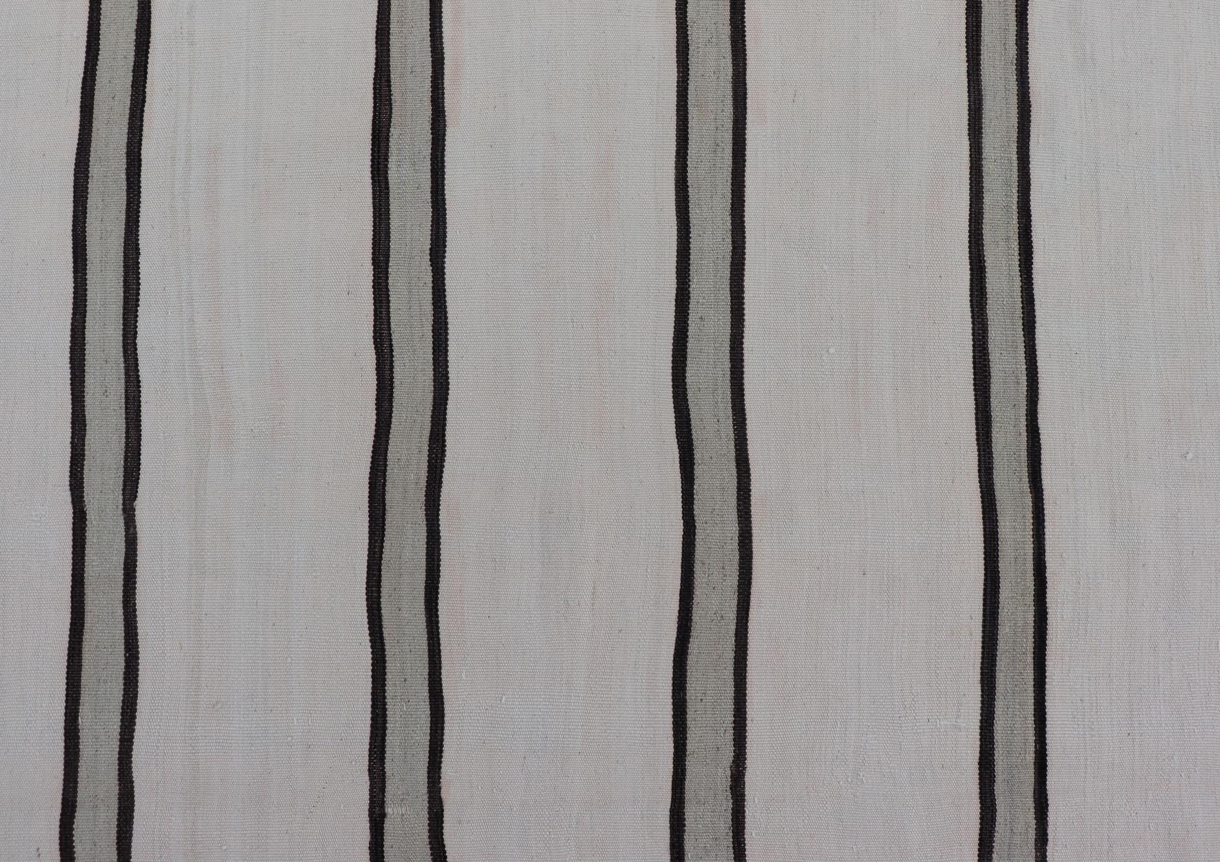 Tejido Plano Turco Vintage Gallery en Marrón, Gris y Marfil con Diseño de Rayas Tejido a mano en venta