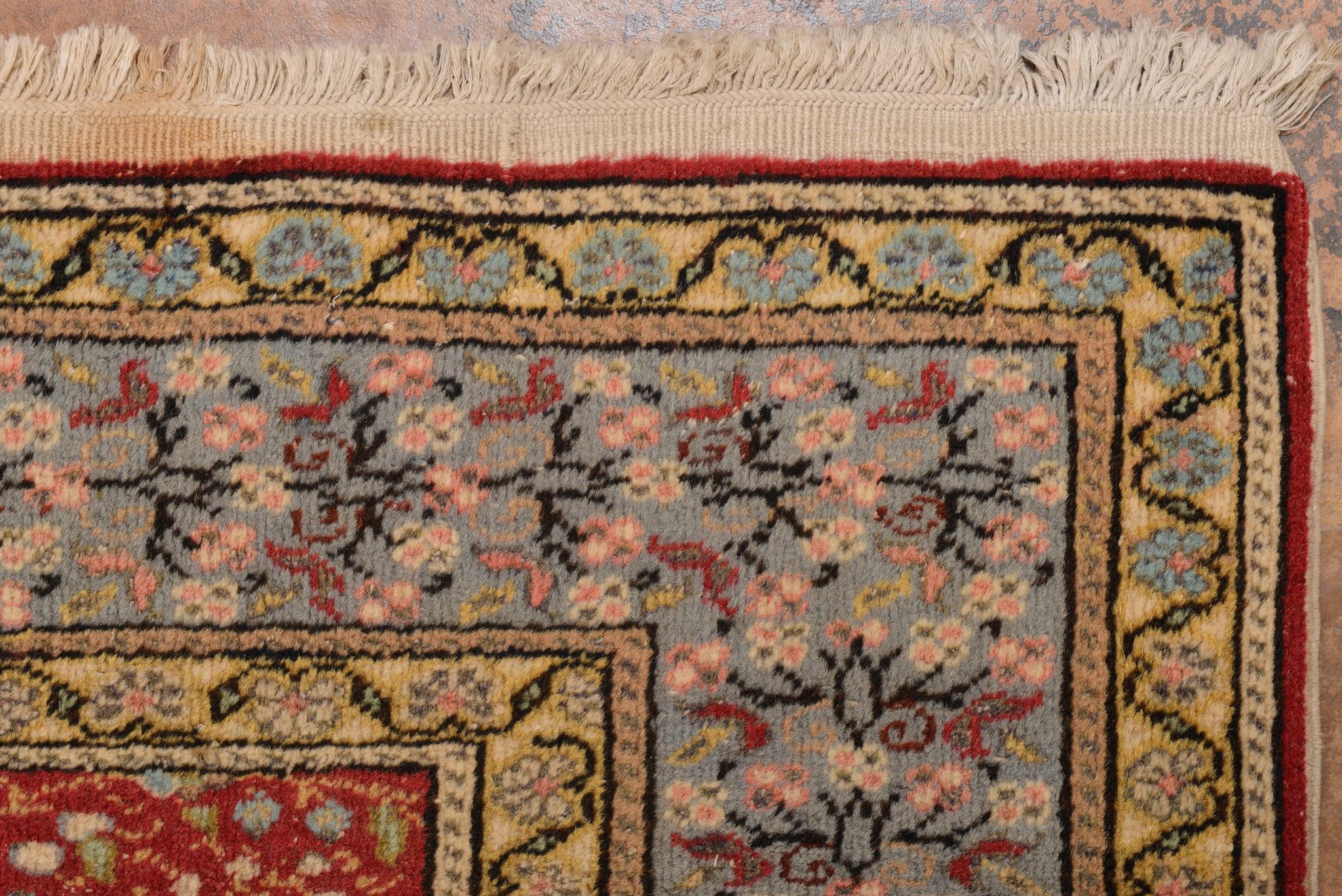 Wool Turkish Vintage KEISSARY Rug For Sale