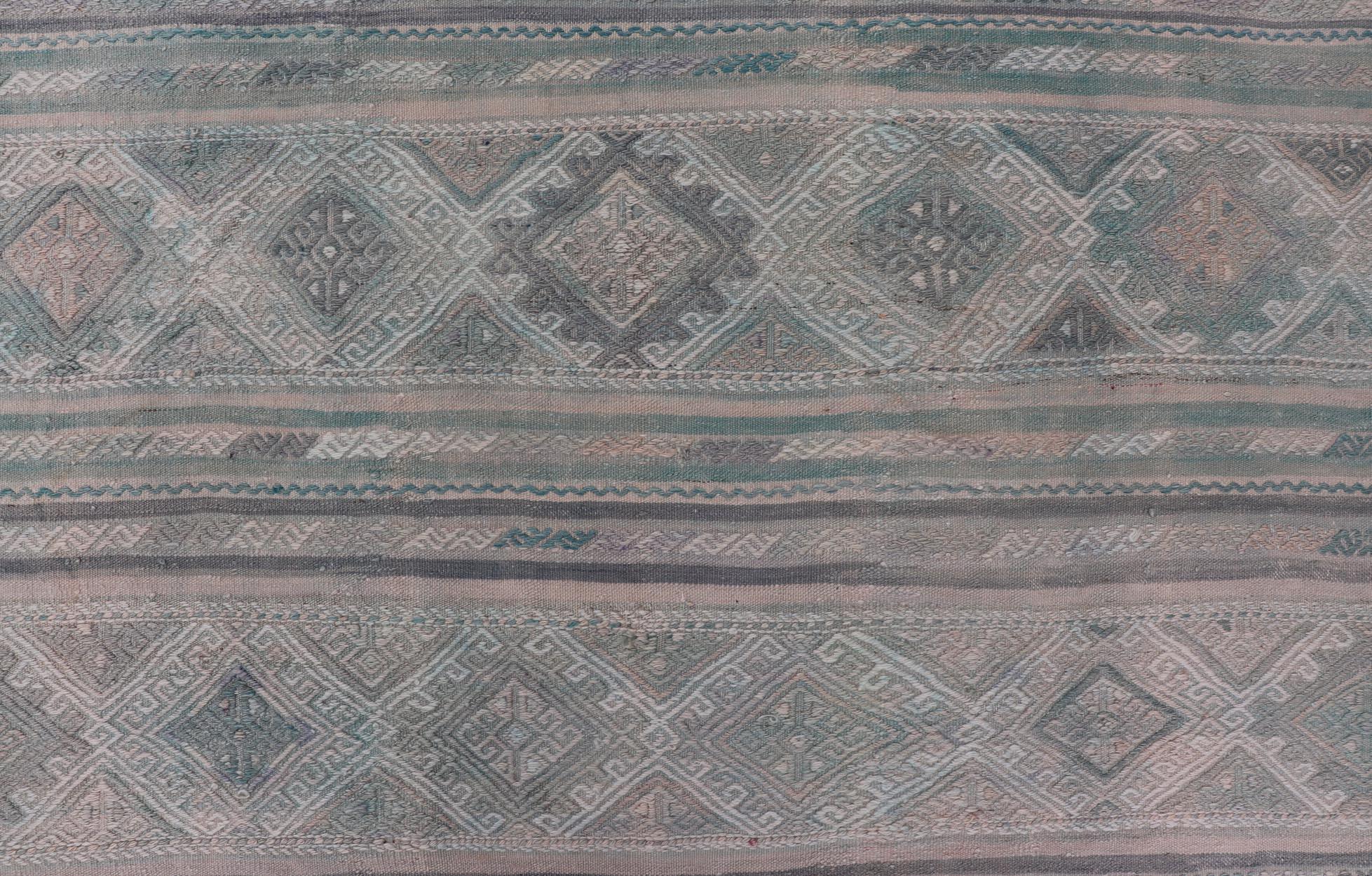 Turkish Vintage Kilim Flat-Weave with Embroideries Kilim in Pastel Color For Sale 4
