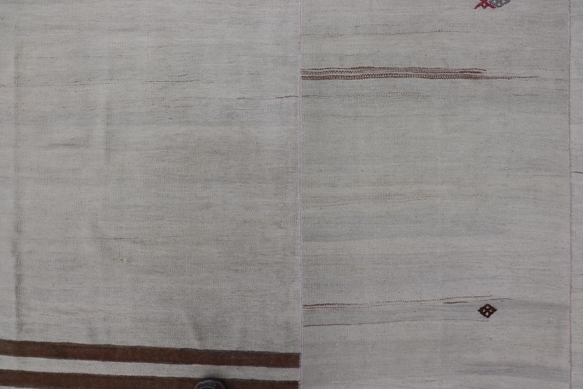 Türkischer Vintage-Kilim aus Wolle mit subgeometrischem Streifendesign im Angebot 5