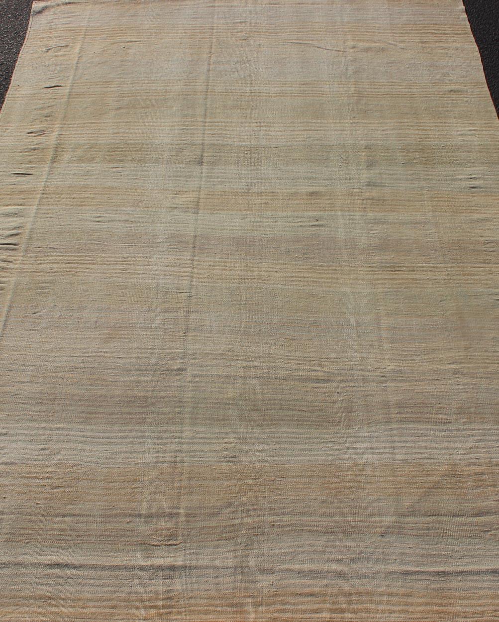 Türkischer Vintage-Kilim-Teppich in Tan:: Taupe und Erdtönen (Handgewebt) im Angebot