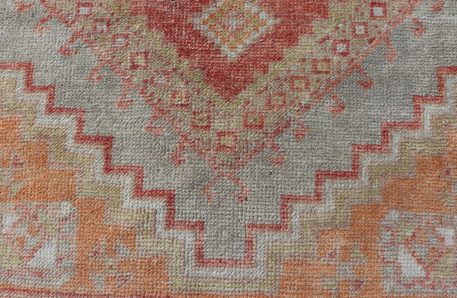 Hand-Knotted Turkish Vintage Oushak Rug With Medallion Design With Interconnected Motifs  For Sale