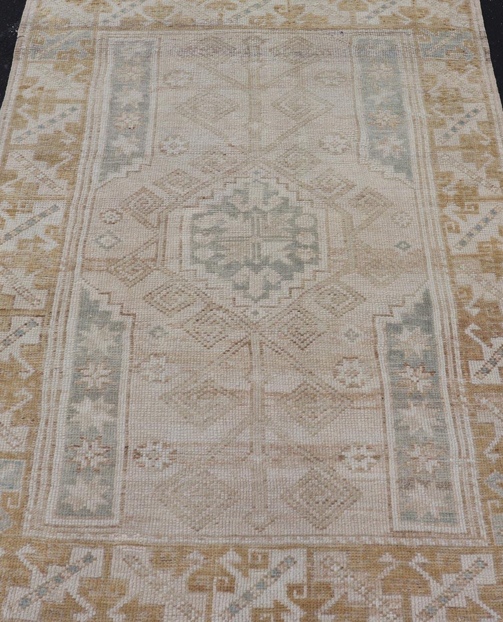 Tapis turc vintage Oushak aux couleurs terreuses douces 3'10 x 5'6 2