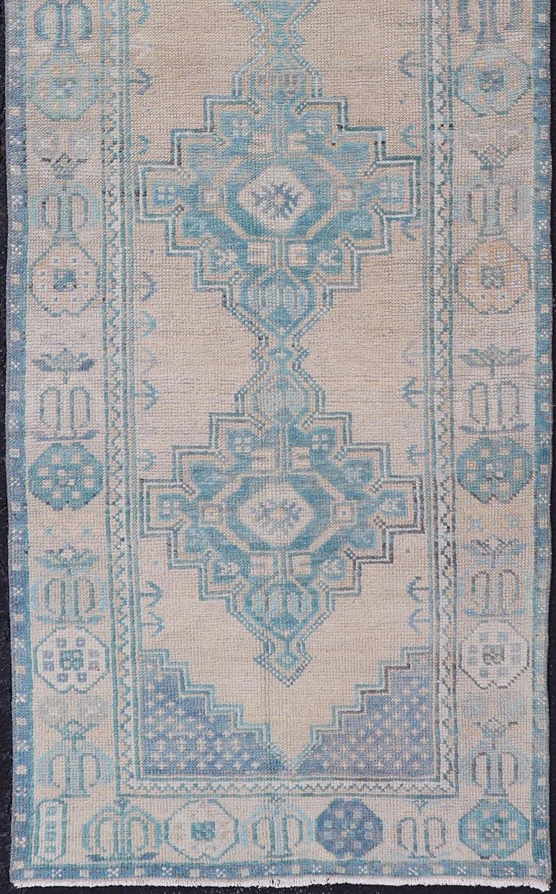 Turkish Vintage Oushak Runner with Geometric Medallion Design in Blues and Beige For Sale 1