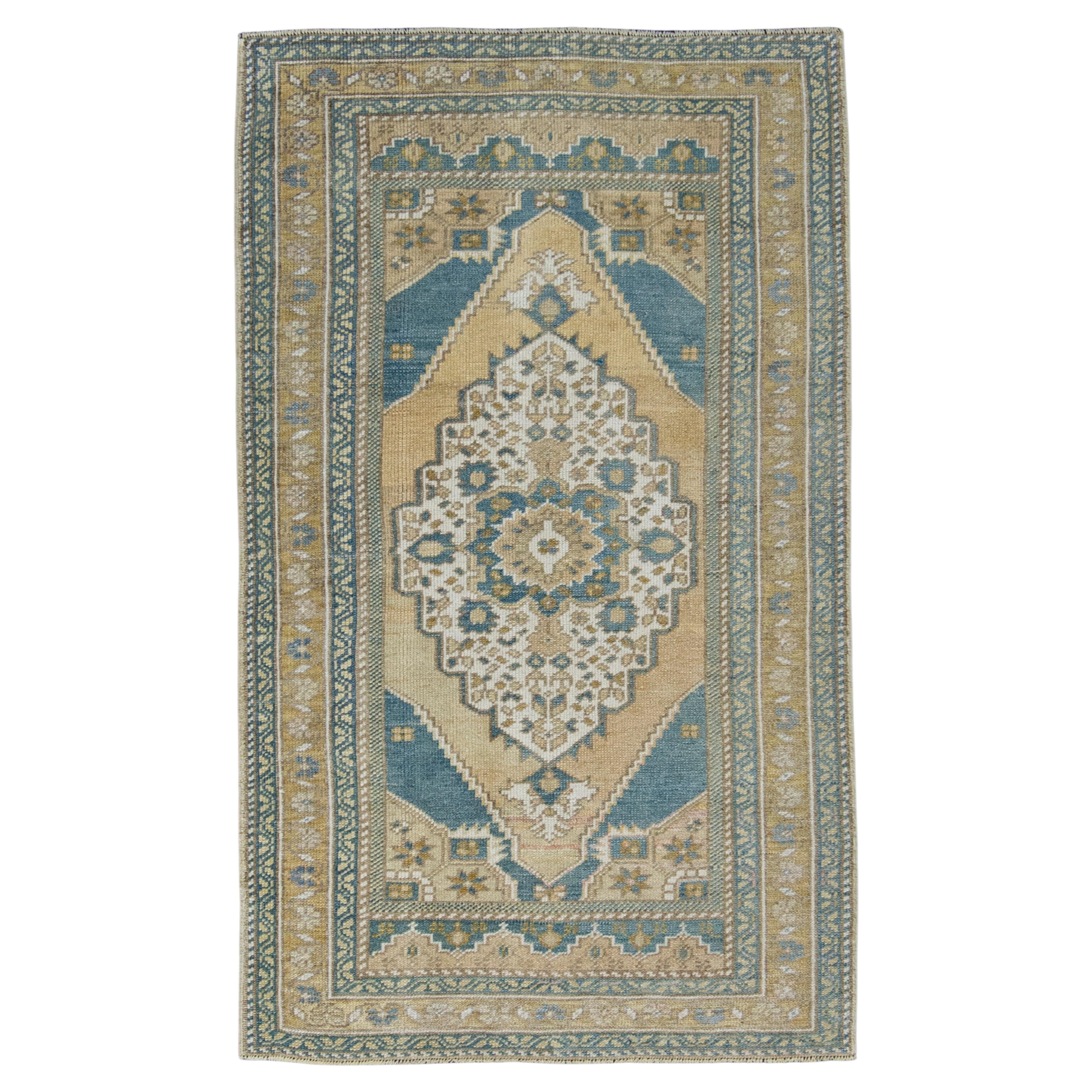 Turkish Vintage Rug 2'10" x 4'8" #17564 For Sale