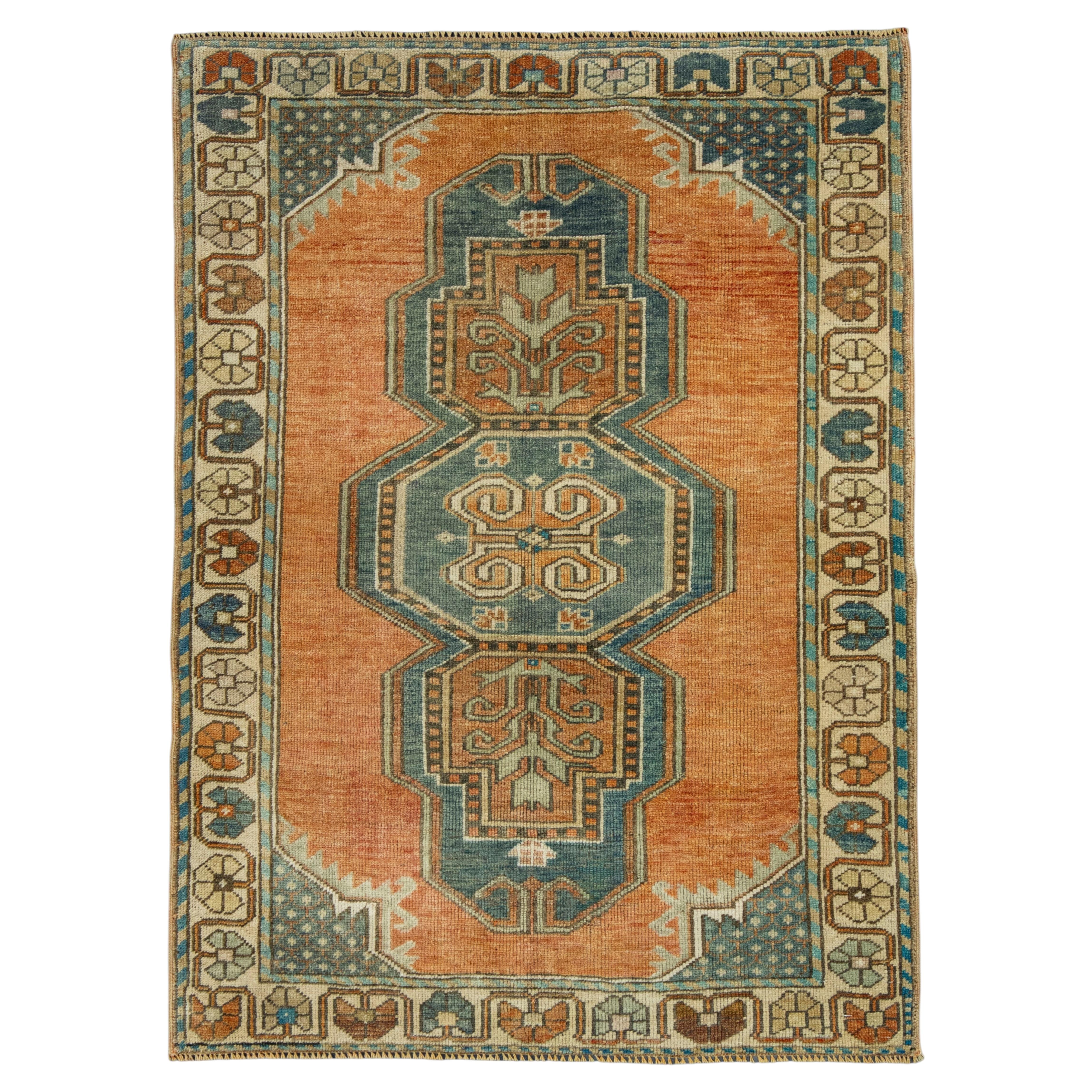 Tappeto vintage turco 66 cm x 122 cm #16101 in vendita