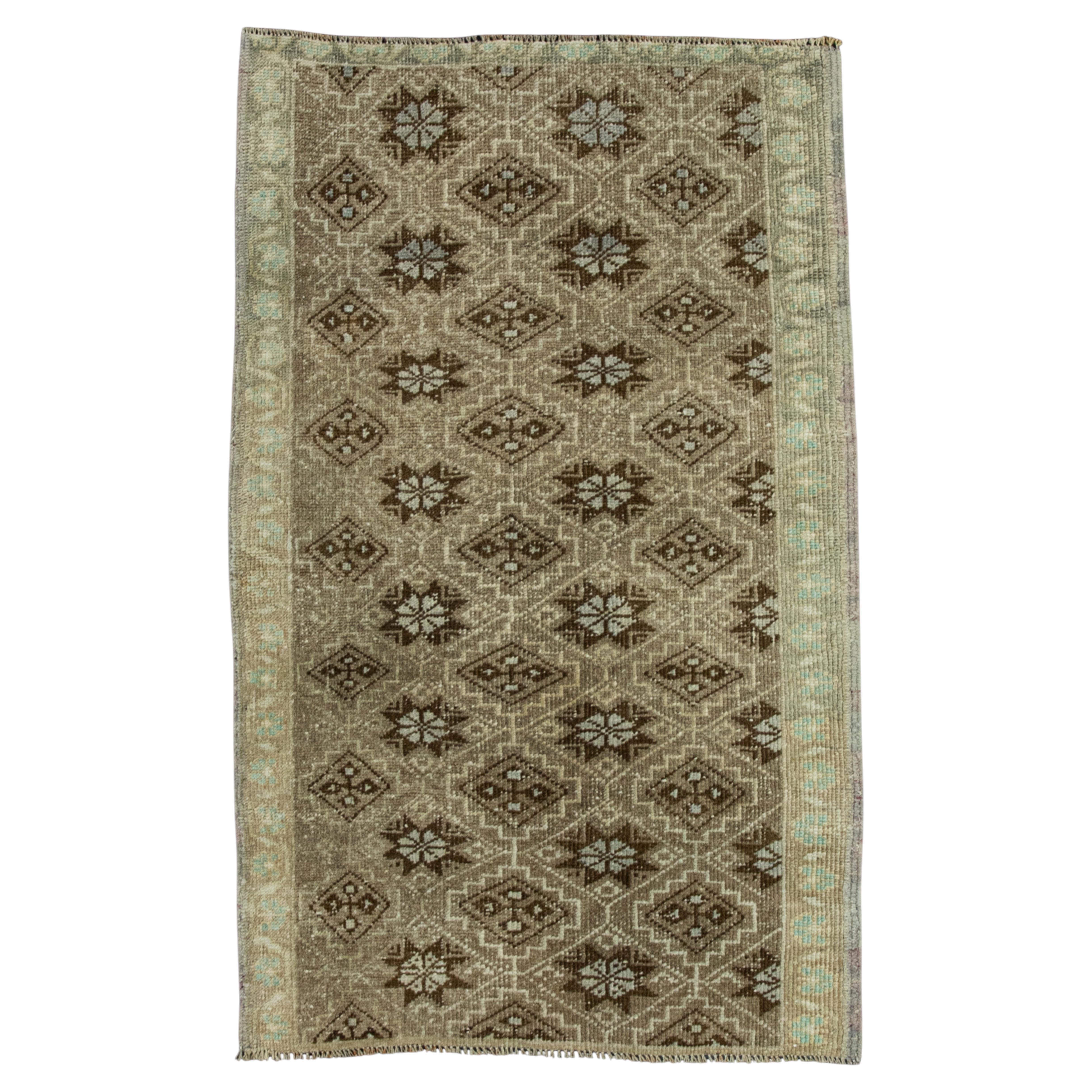 Turkish Vintage Rug  2'11" x 4'7" #20616