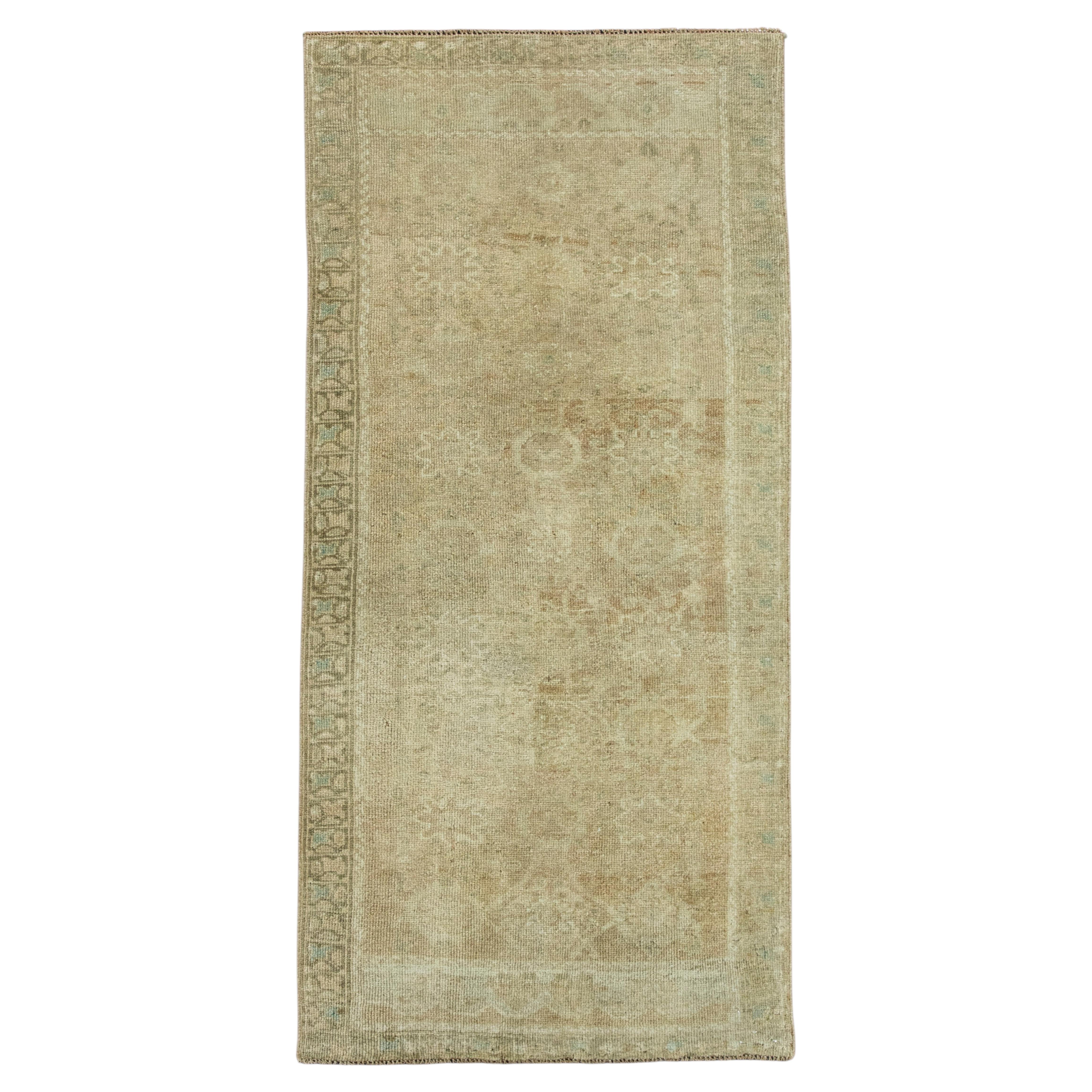 Turkish Vintage Rug  2'9" x 5'10" #20674