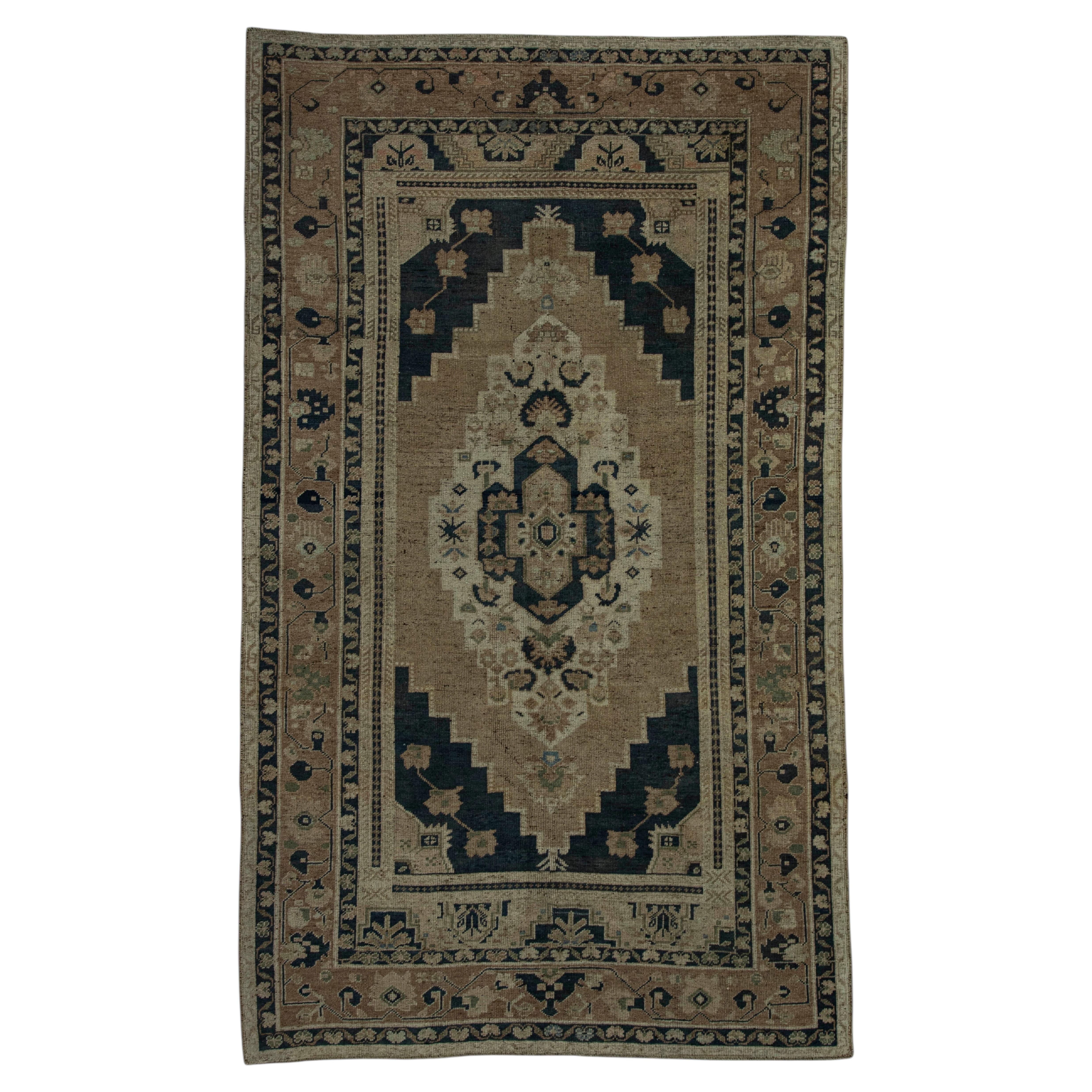 Turkish Vintage Rug 4'11