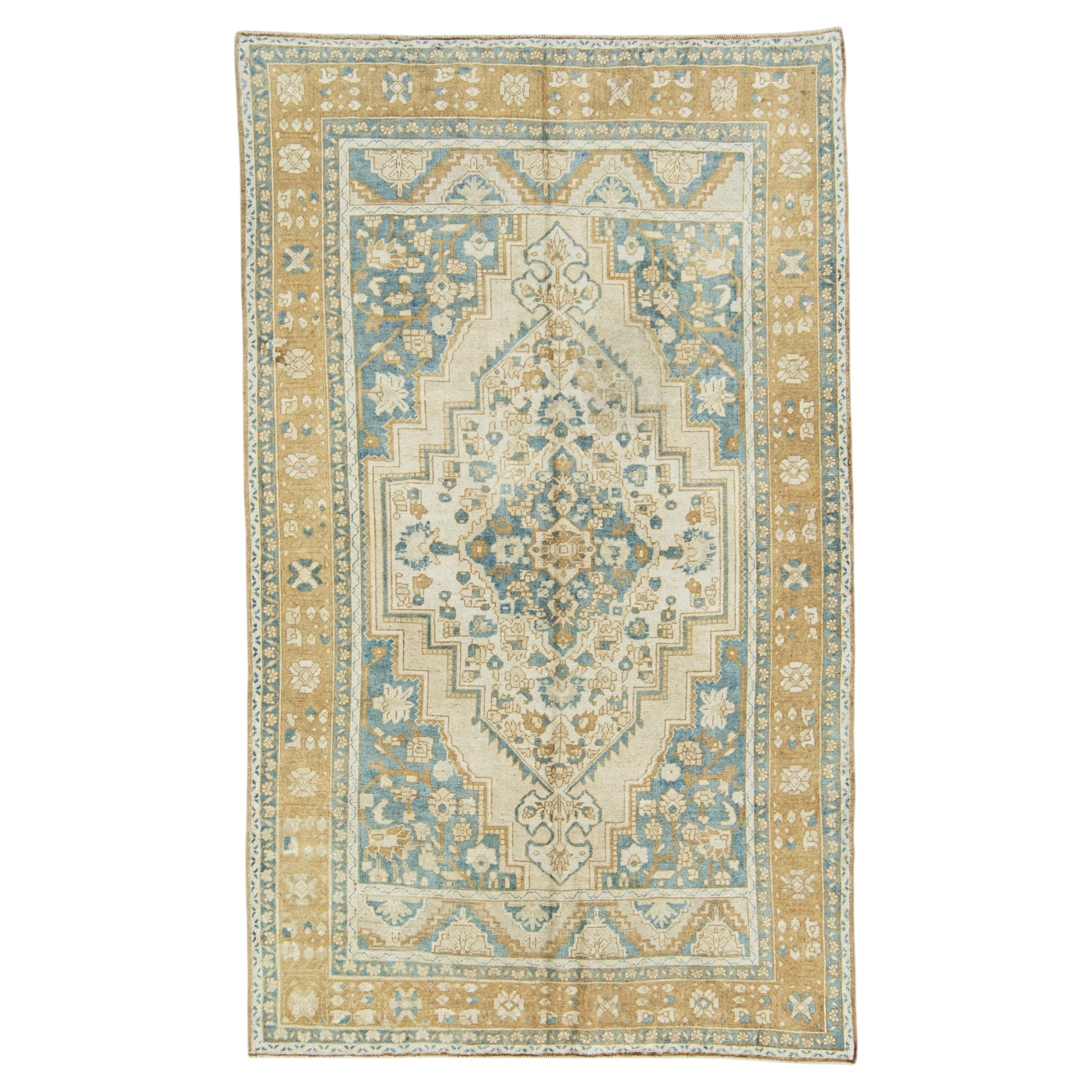 Turkish Vintage Rug  5'7" x 9'4" #21124