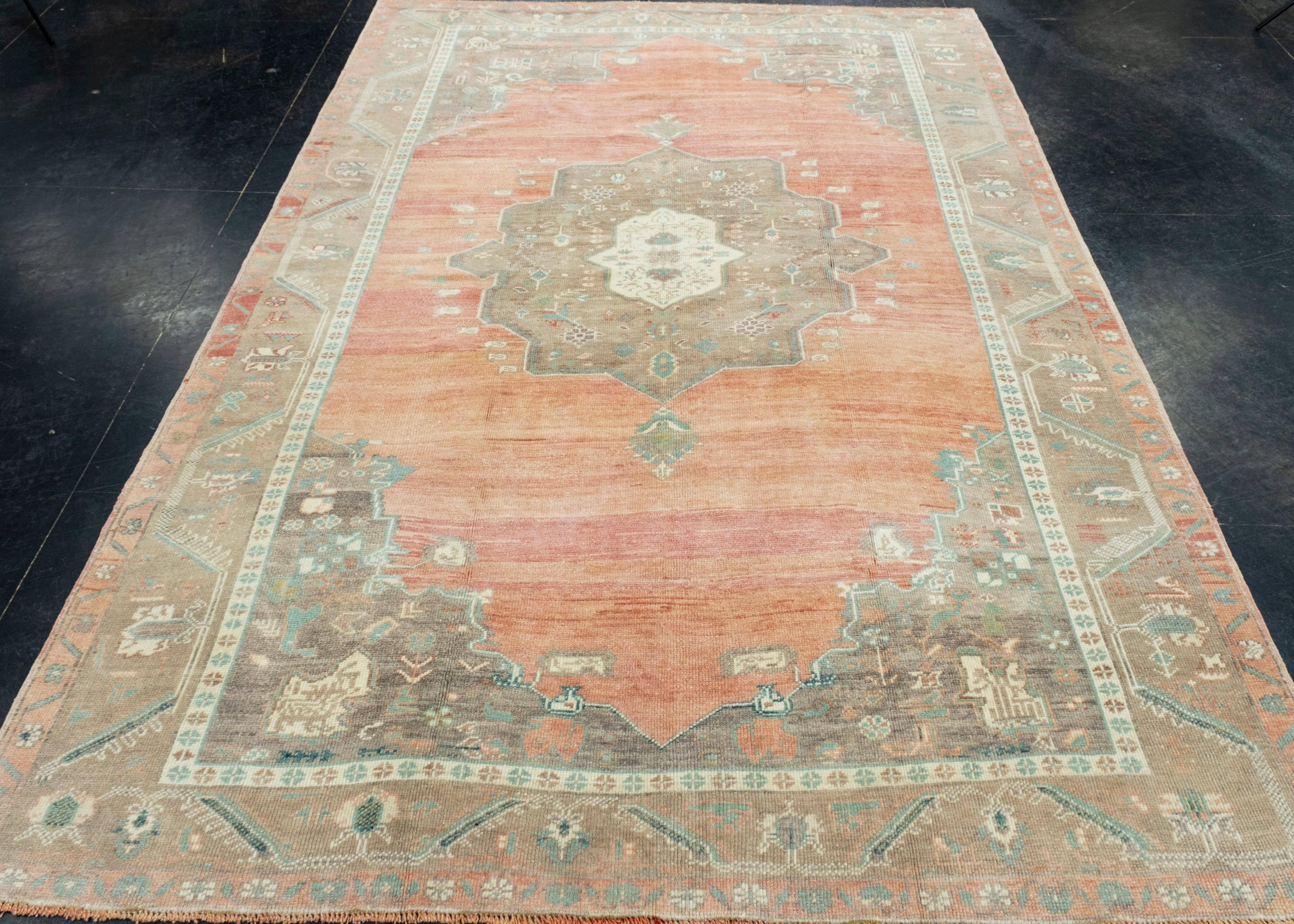 Turkish Vintage Rug 6' x 8'9