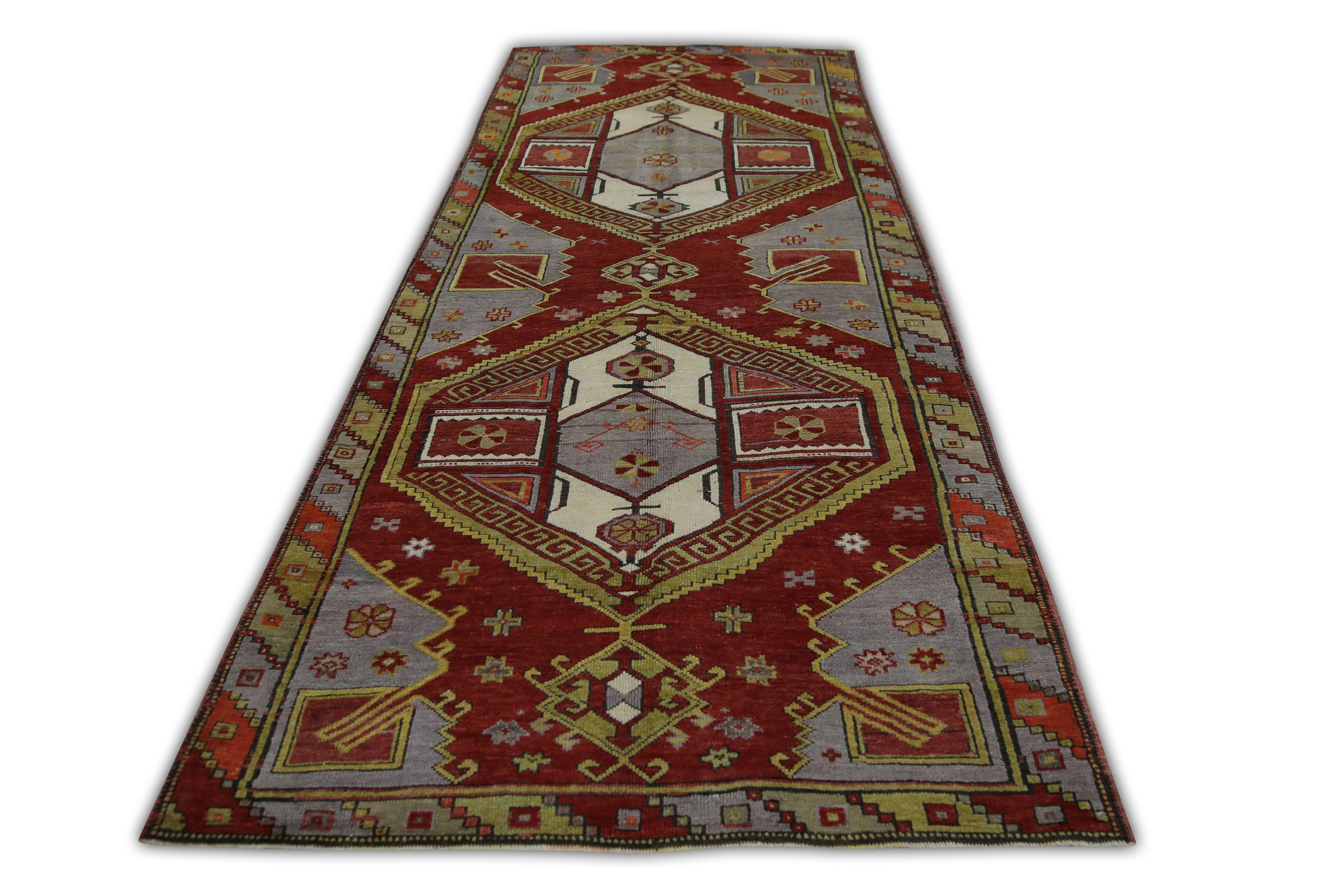 Tappeto Vintage Turco Rosso Verde Tessuto a mano in lana 4'3