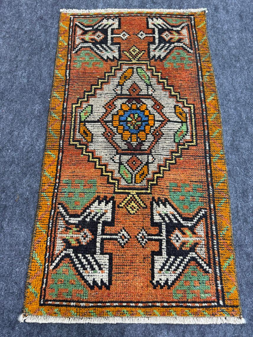 Turkish Yastik Rug 1'5