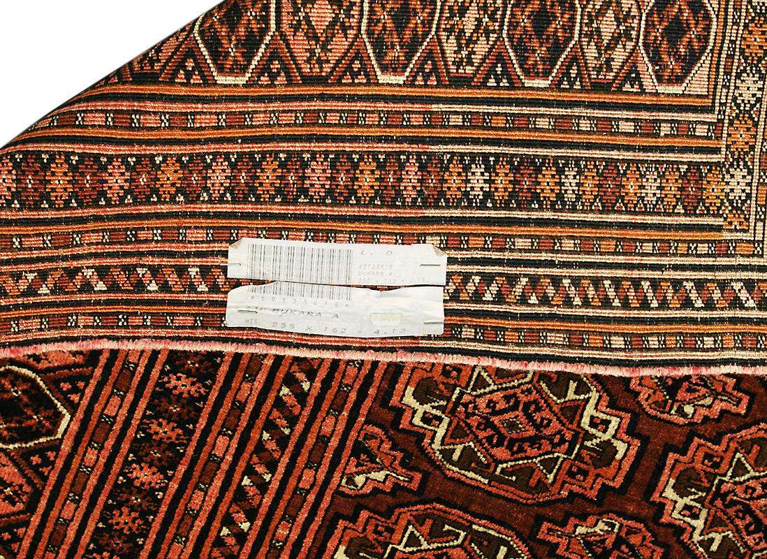 Turkmenischer Buchara-Teppich mit Tekke Göl-Muster (20. Jahrhundert) im Angebot
