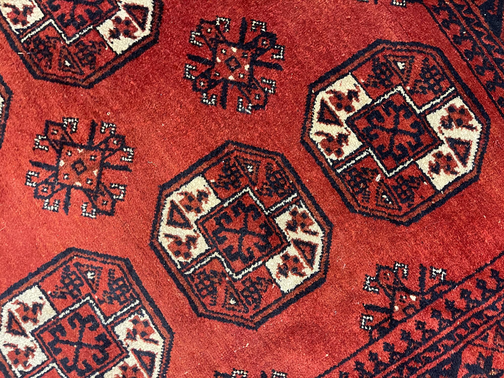 Turkmen Carpet Hand-Knotted Red Wool Rug Oriental Livingroom Rug For Sale 1